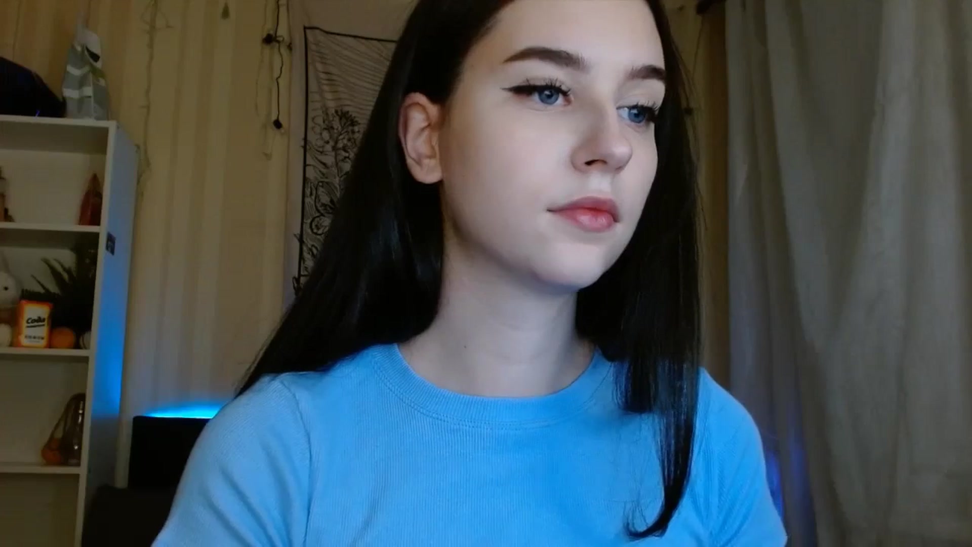 Gallery image thumbnail from ElsieF_'s myfreecams stream on, 01/08/2024, 20:27 image 6 of 20