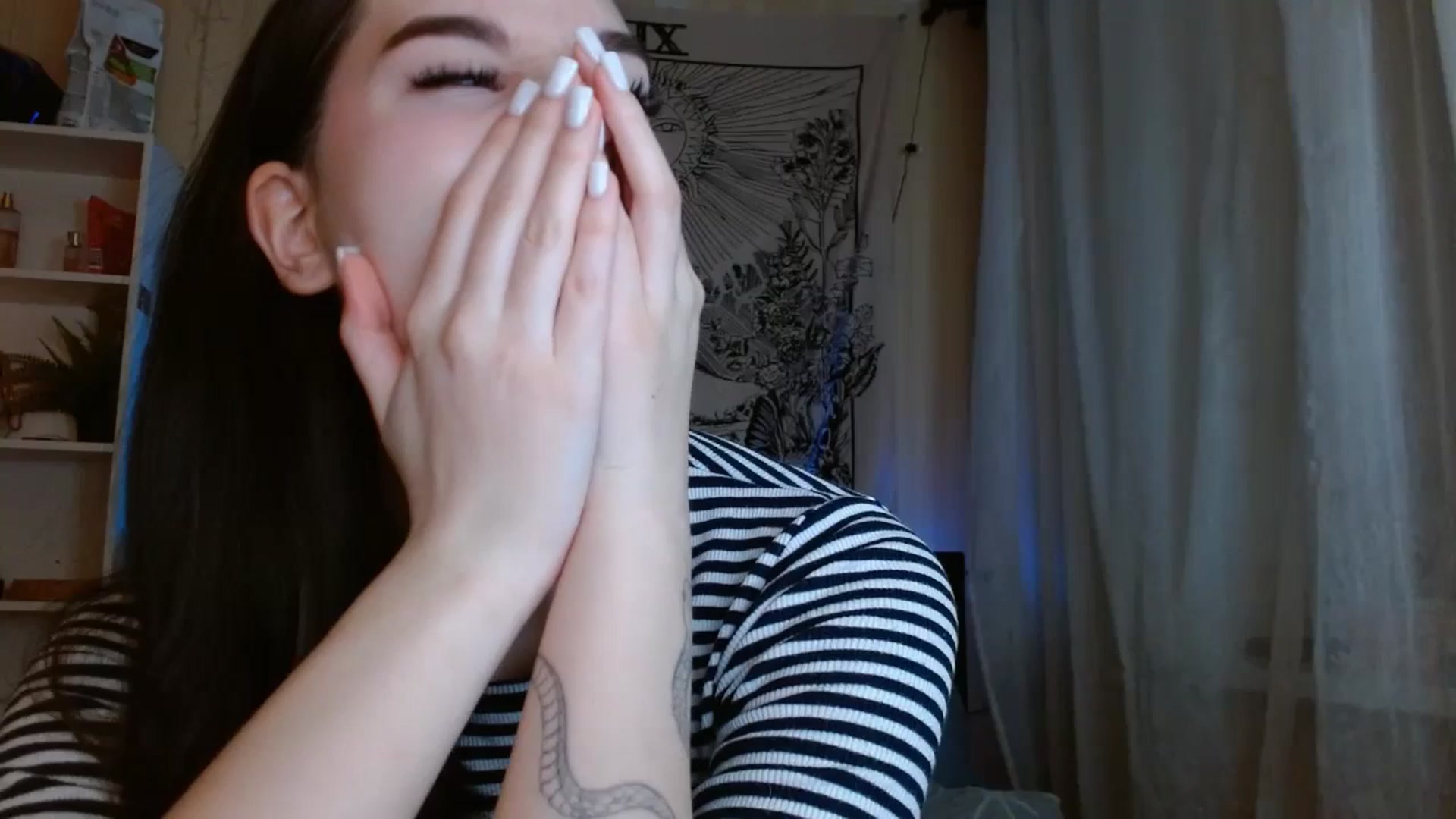 Gallery image thumbnail from ElsieF_'s myfreecams stream on, 01/28/2024, 20:46 image 1 of 20