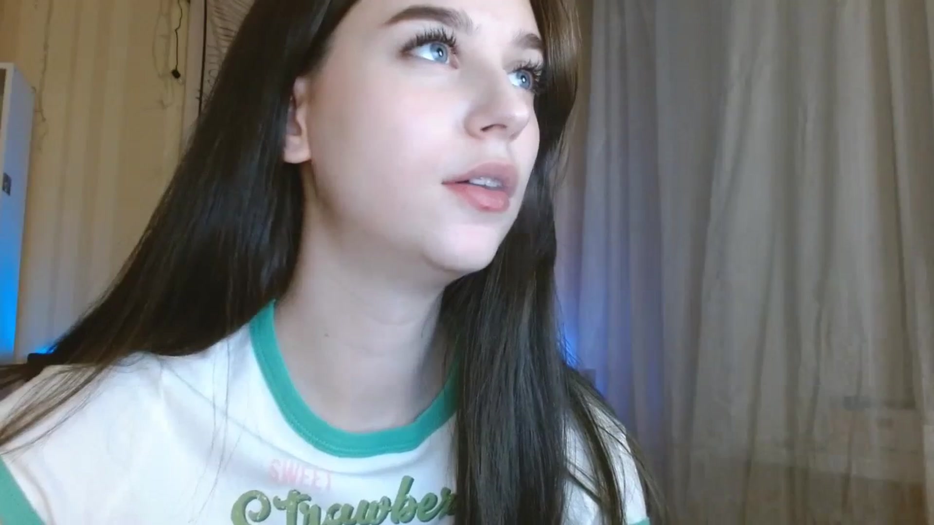 Gallery image thumbnail from ElsieF_'s myfreecams stream on, 02/07/2024, 21:43 image 11 of 20