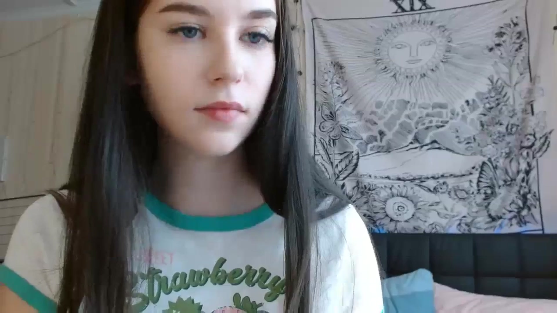 Gallery image thumbnail from ElsieF_'s myfreecams stream on, 02/16/2024, 07:43 image 10 of 20