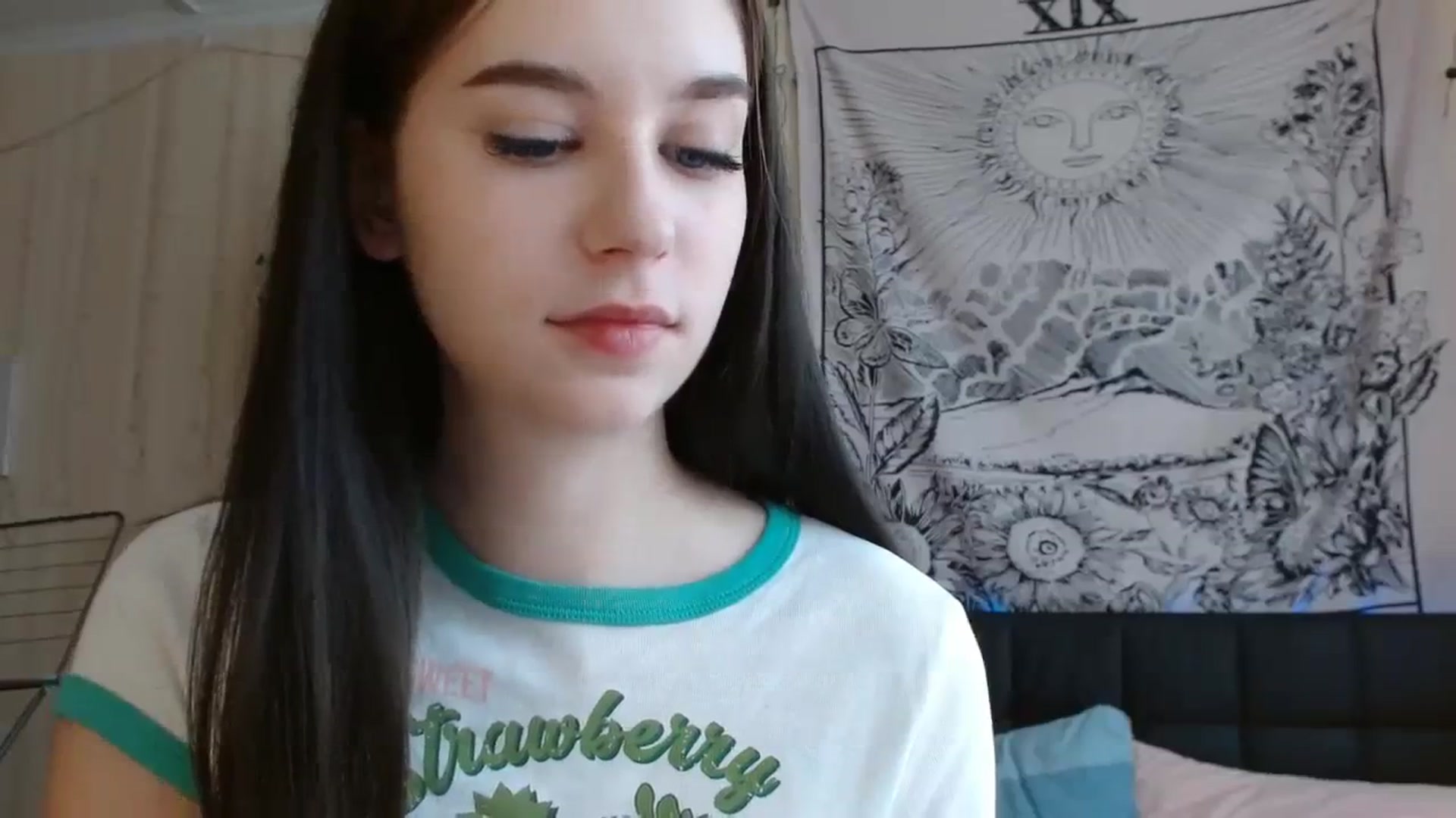Gallery image thumbnail from ElsieF_'s myfreecams stream on, 02/16/2024, 07:43 image 14 of 20
