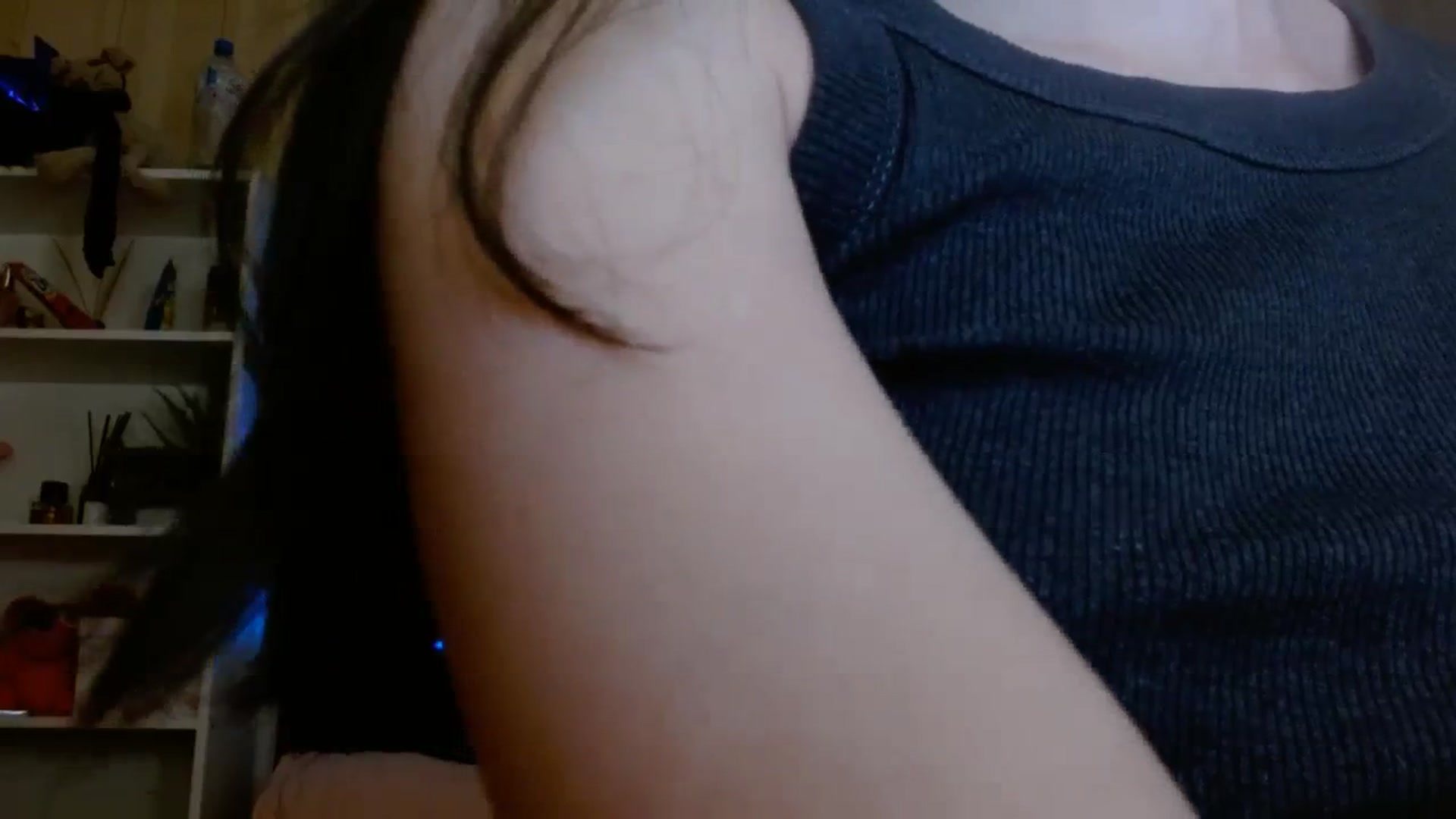 Gallery image thumbnail from ElsieF_'s myfreecams stream on, 02/18/2024, 16:05 image 9 of 20