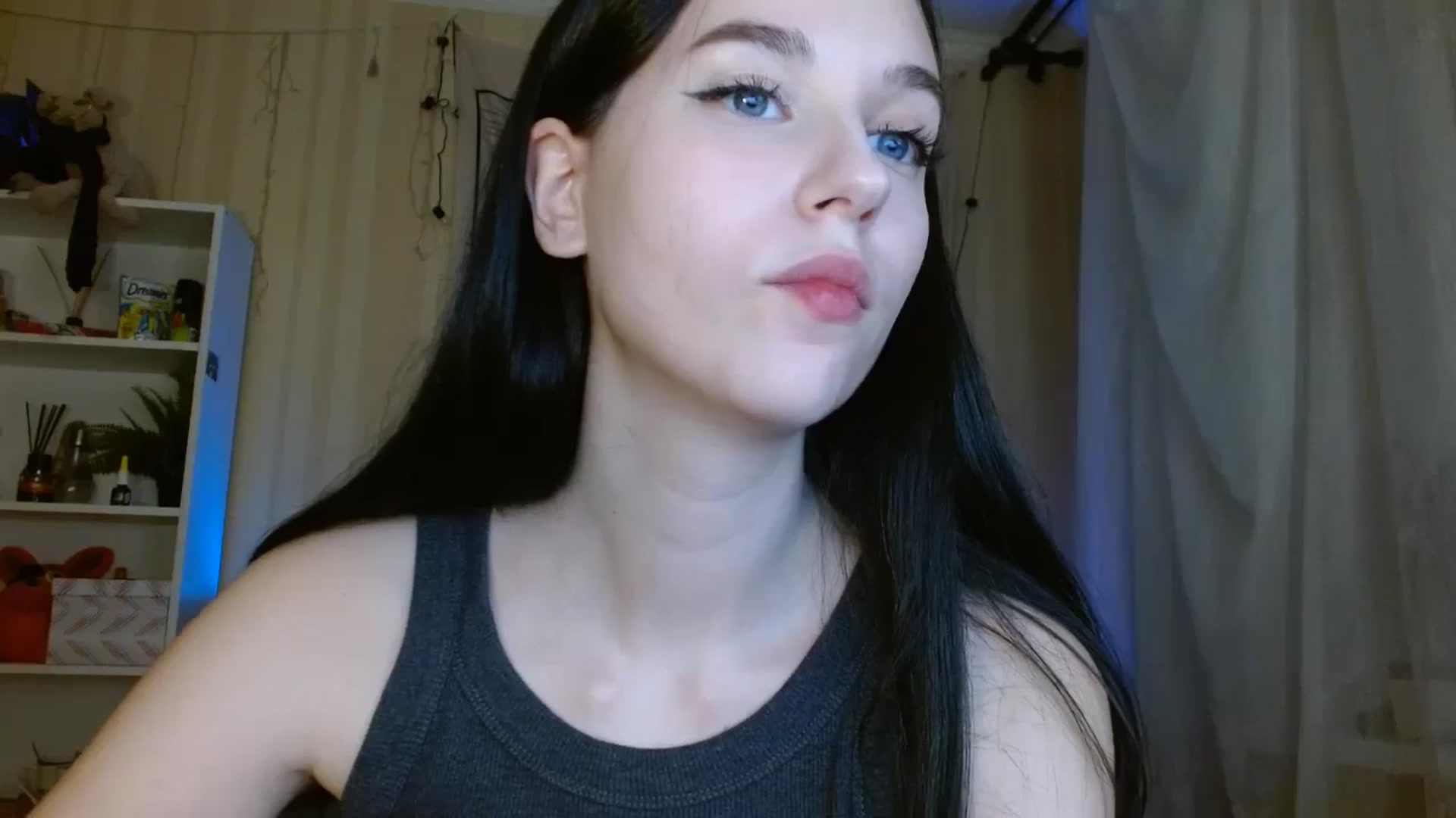 Gallery image thumbnail from ElsieF_'s myfreecams stream on, 02/24/2024, 18:27 image 2 of 20