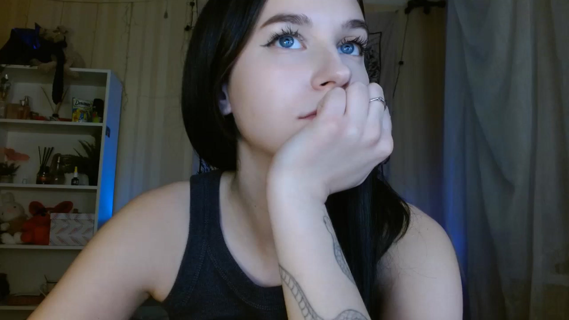 Gallery image thumbnail from ElsieF_'s myfreecams stream on, 02/24/2024, 18:27 image 20 of 20