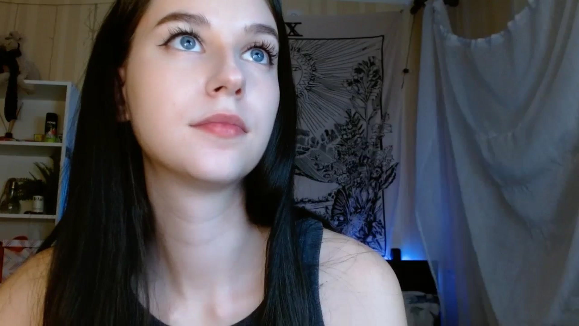Gallery image thumbnail from ElsieF_'s myfreecams stream on, 03/03/2024, 20:47 image 15 of 20