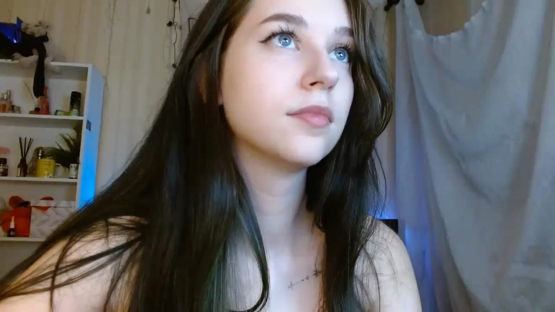 Gallery image thumbnail from ElsieF_'s myfreecams stream on, 03/04/2024, 16:51 image 5 of 20