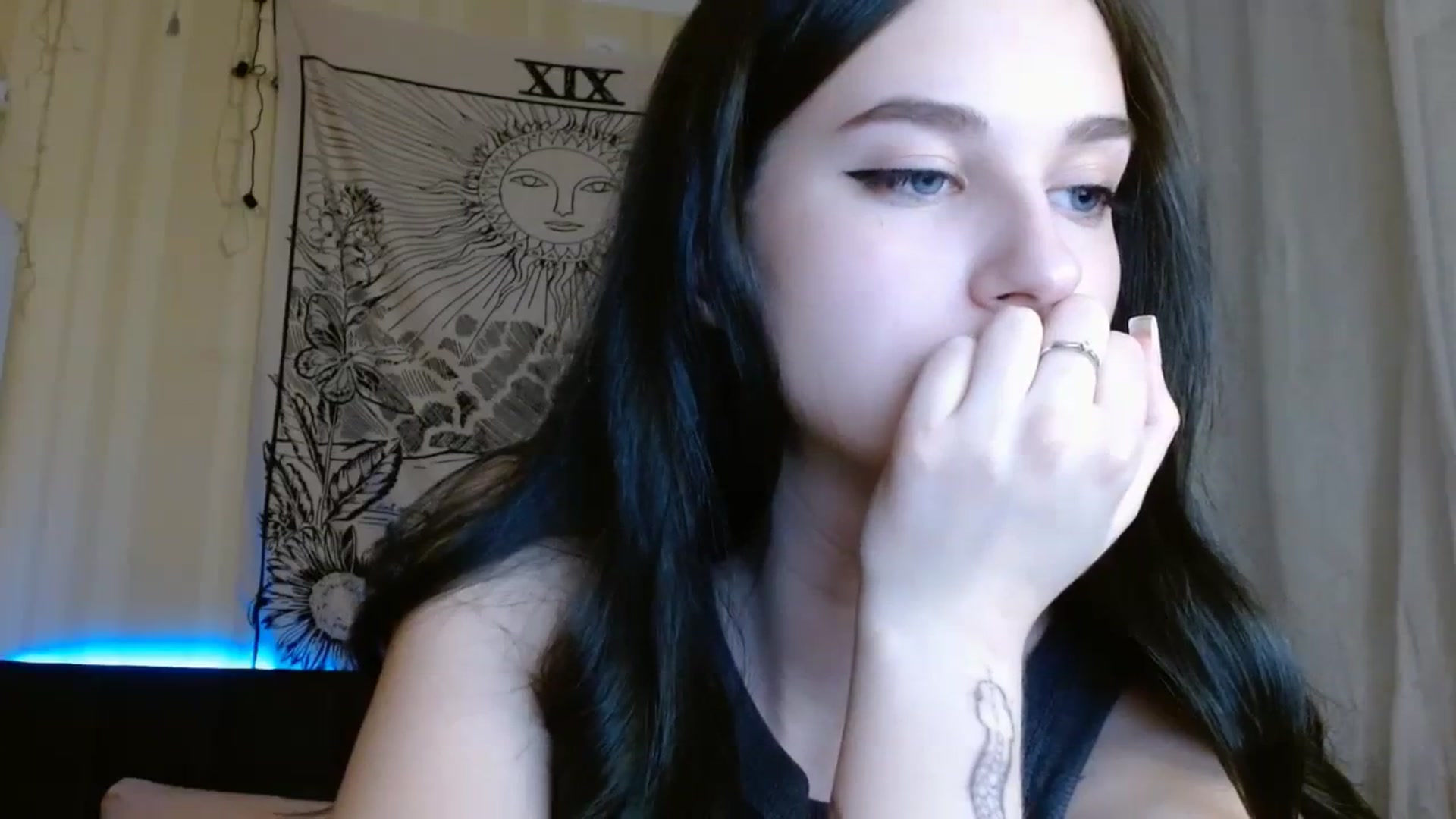 Gallery image thumbnail from ElsieF_'s myfreecams stream on, 03/16/2024, 18:05 image 9 of 20