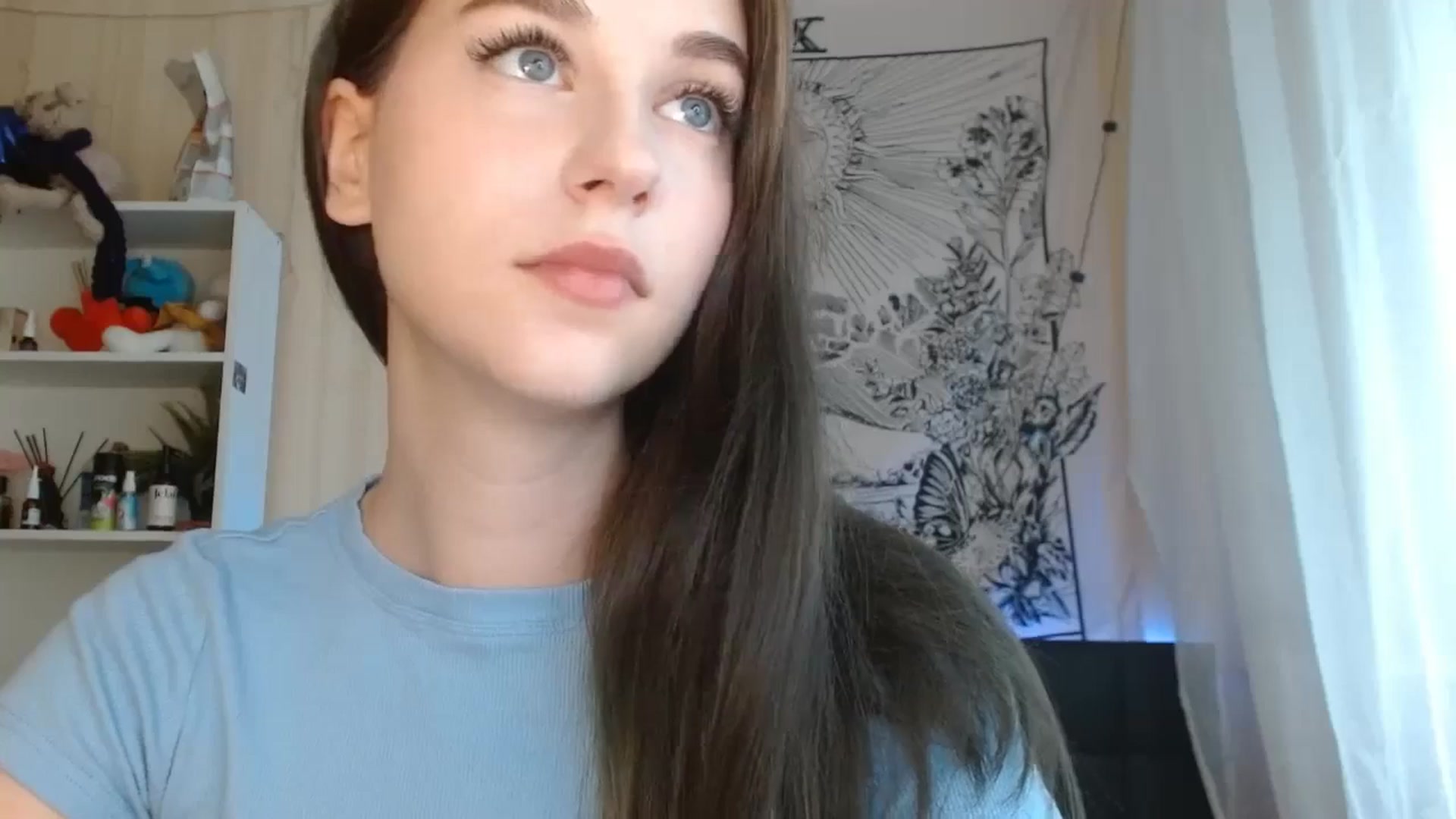 Gallery image thumbnail from ElsieF_'s myfreecams stream on, 04/29/2024, 08:49 image 19 of 20