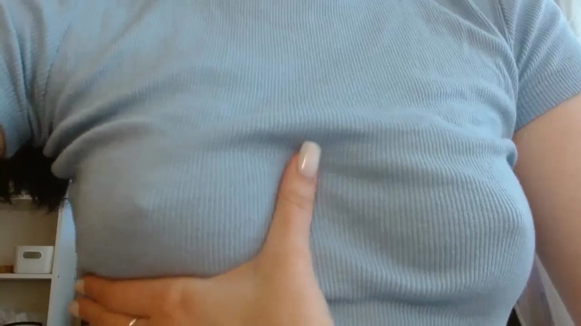 Gallery image thumbnail from ElsieF_'s myfreecams stream on, 04/29/2024, 08:49 image 4 of 20