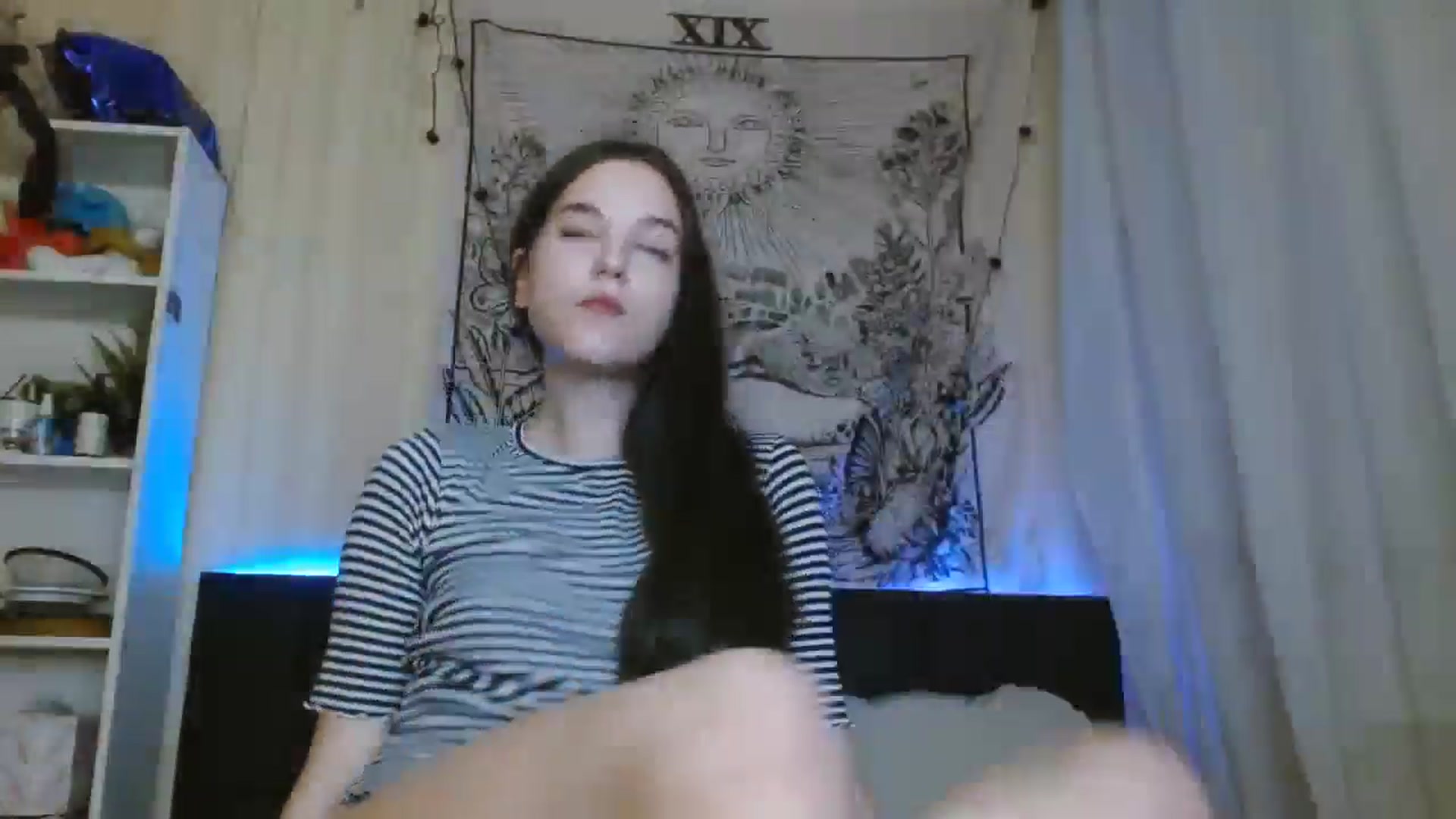 Gallery image thumbnail from ElsieF_'s myfreecams stream on, 05/02/2024, 19:07 image 5 of 20