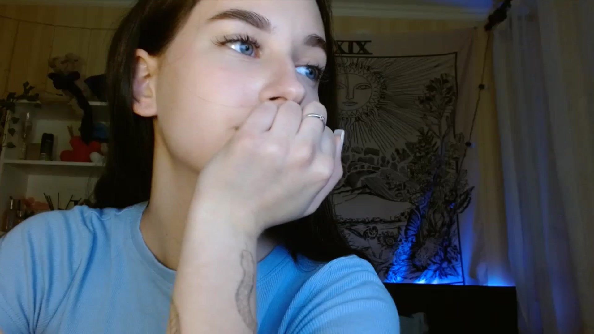 Gallery image thumbnail from ElsieF_'s myfreecams stream on, 05/10/2024, 19:35 image 12 of 20