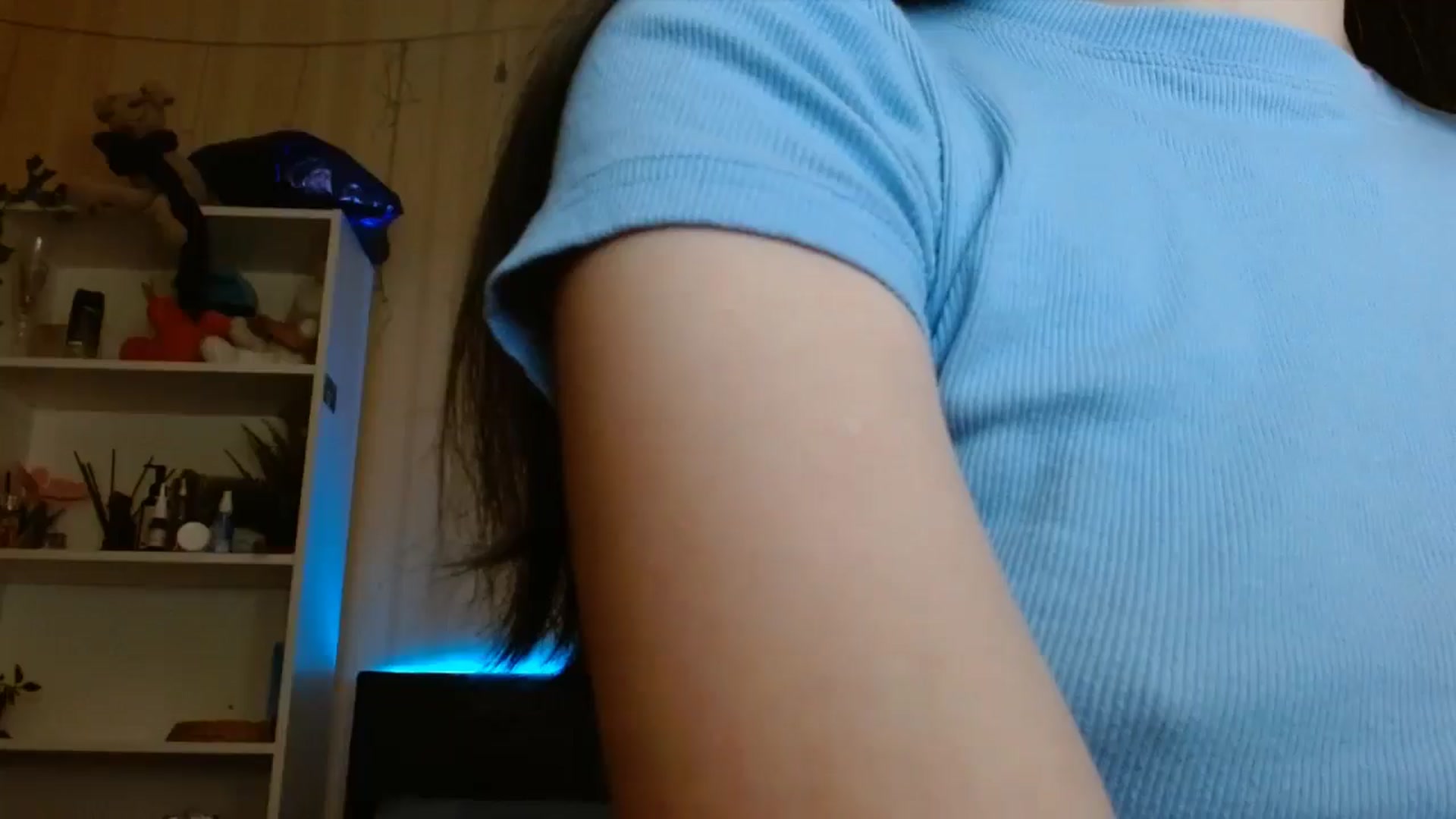 Gallery image thumbnail from ElsieF_'s myfreecams stream on, 05/10/2024, 19:35 image 9 of 20