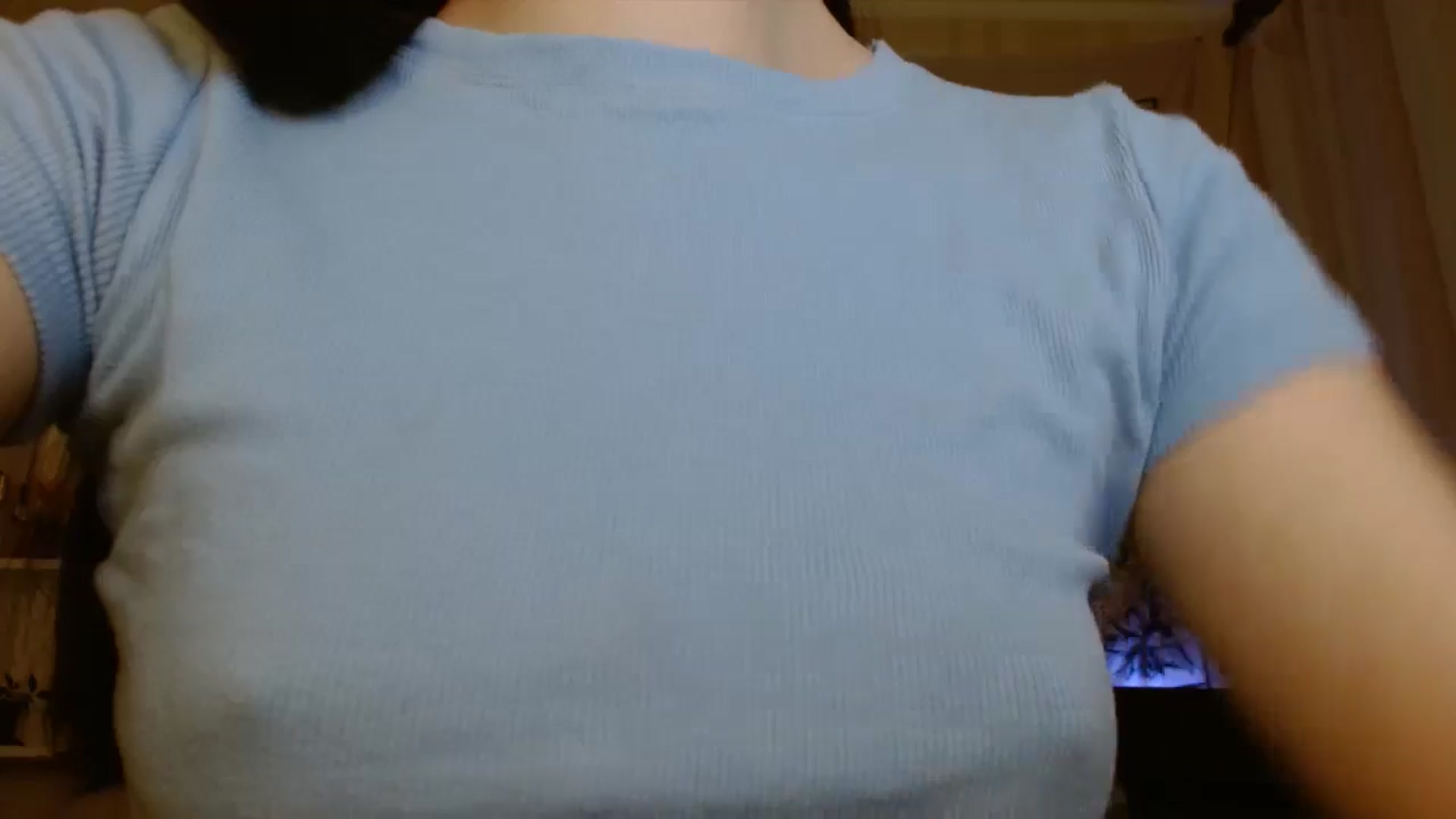 Gallery image thumbnail from ElsieF_'s myfreecams stream on, 05/10/2024, 19:35 image 18 of 20