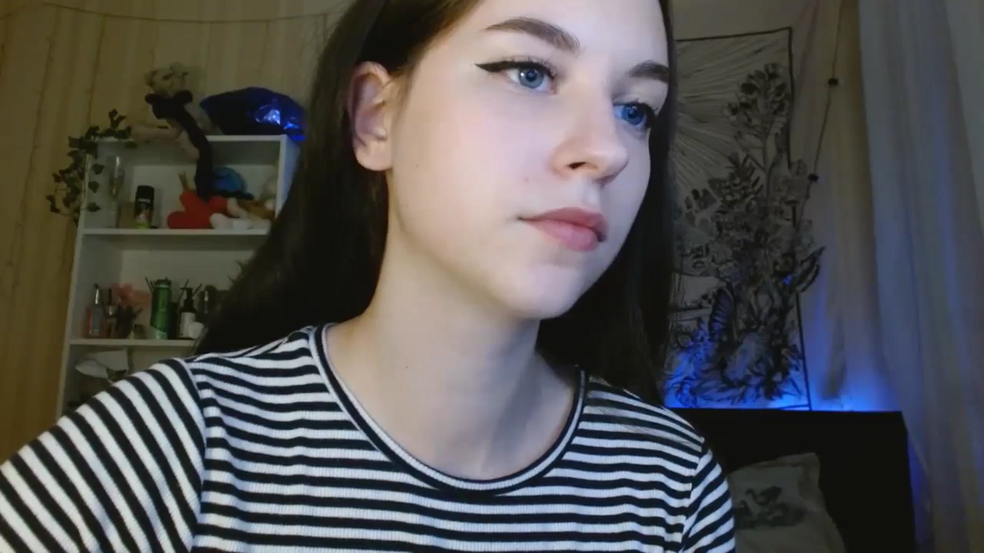 Gallery image thumbnail from ElsieF_'s myfreecams stream on, 05/12/2024, 19:16 image 20 of 20