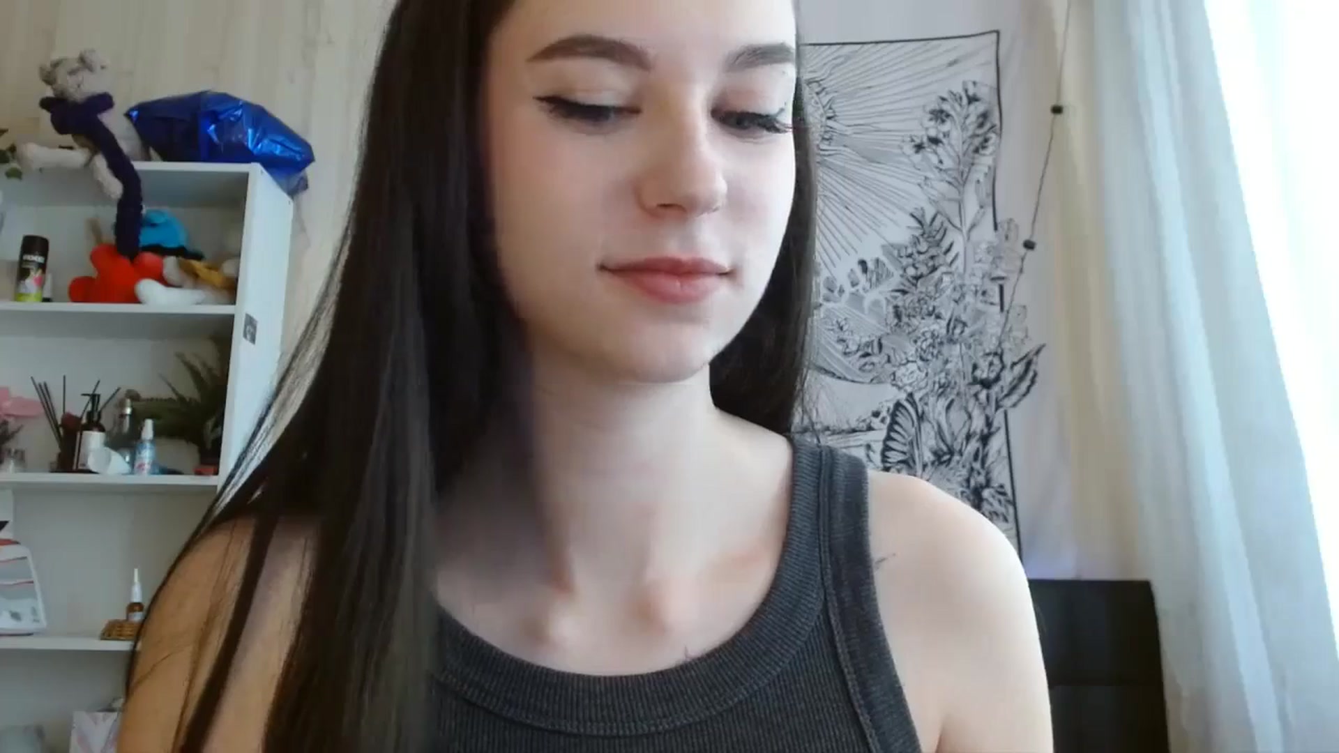 Gallery image thumbnail from ElsieF_'s myfreecams stream on, 05/13/2024, 07:04 image 7 of 20