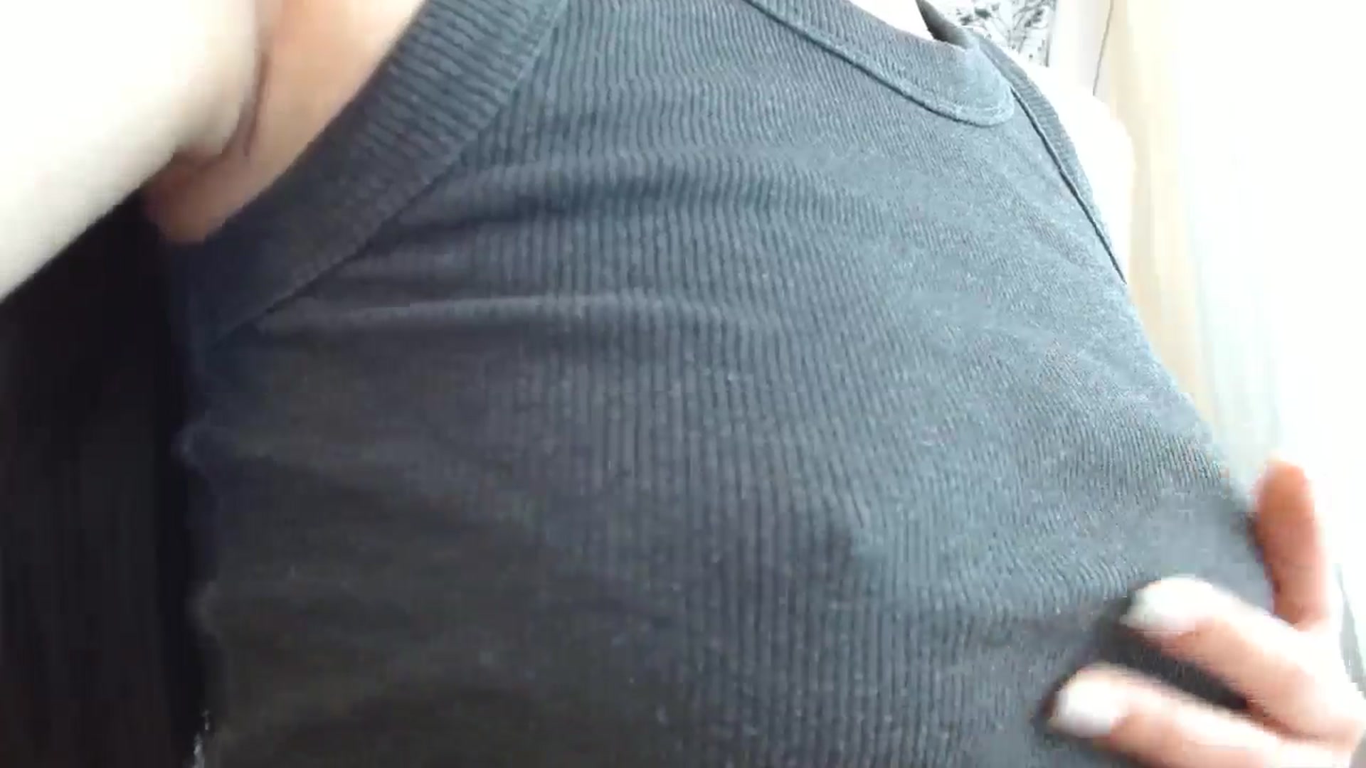 Gallery image thumbnail from ElsieF_'s myfreecams stream on, 05/13/2024, 07:04 image 12 of 20