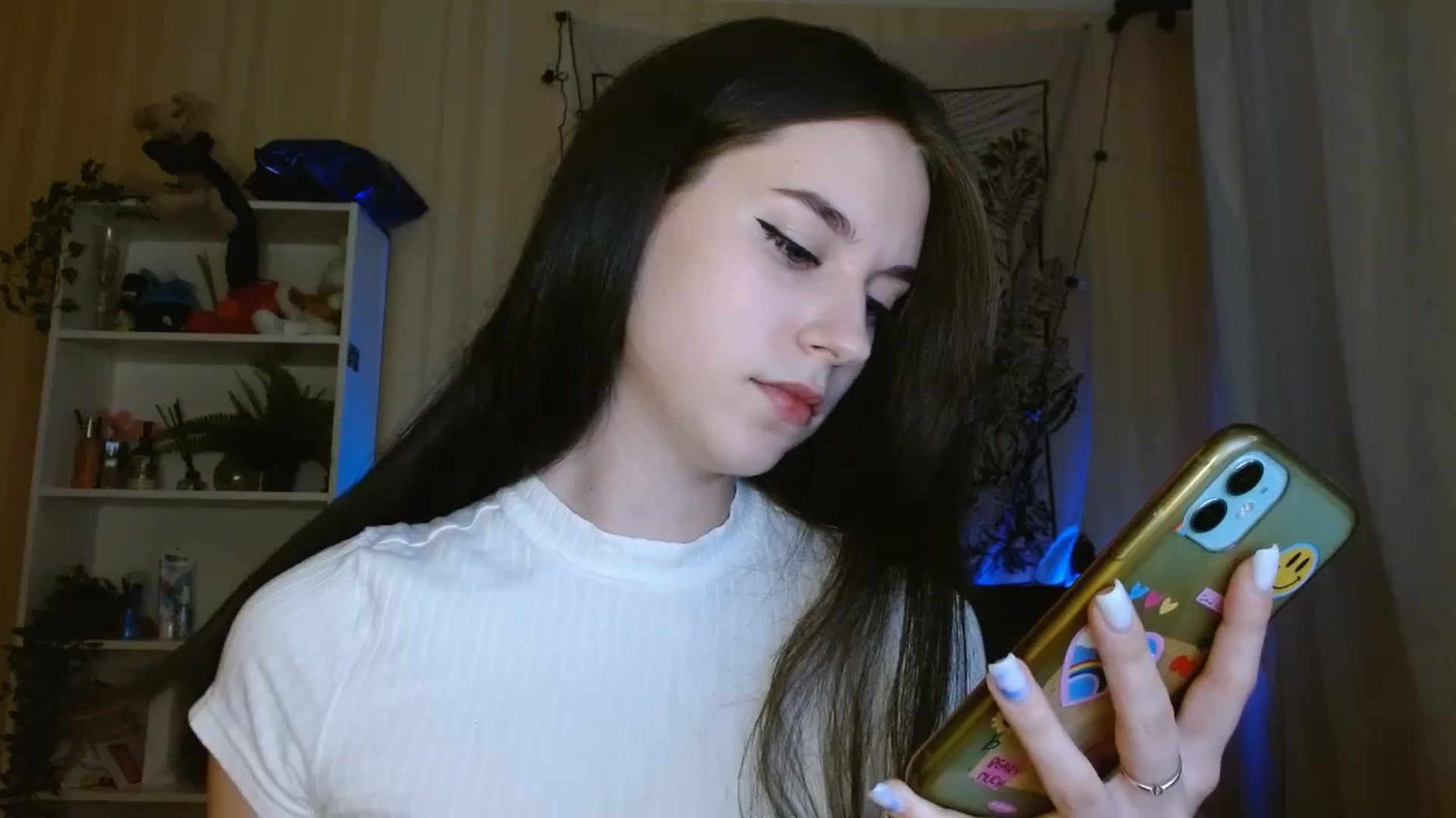 Gallery image thumbnail from ElsieF_'s myfreecams stream on, 05/14/2024, 18:13 image 9 of 20