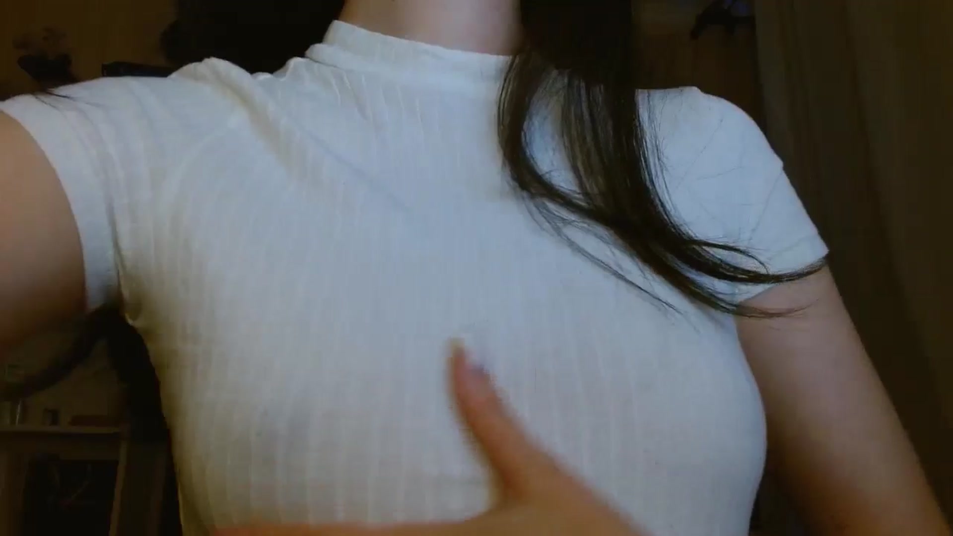 Gallery image thumbnail from ElsieF_'s myfreecams stream on, 05/14/2024, 18:13 image 8 of 20