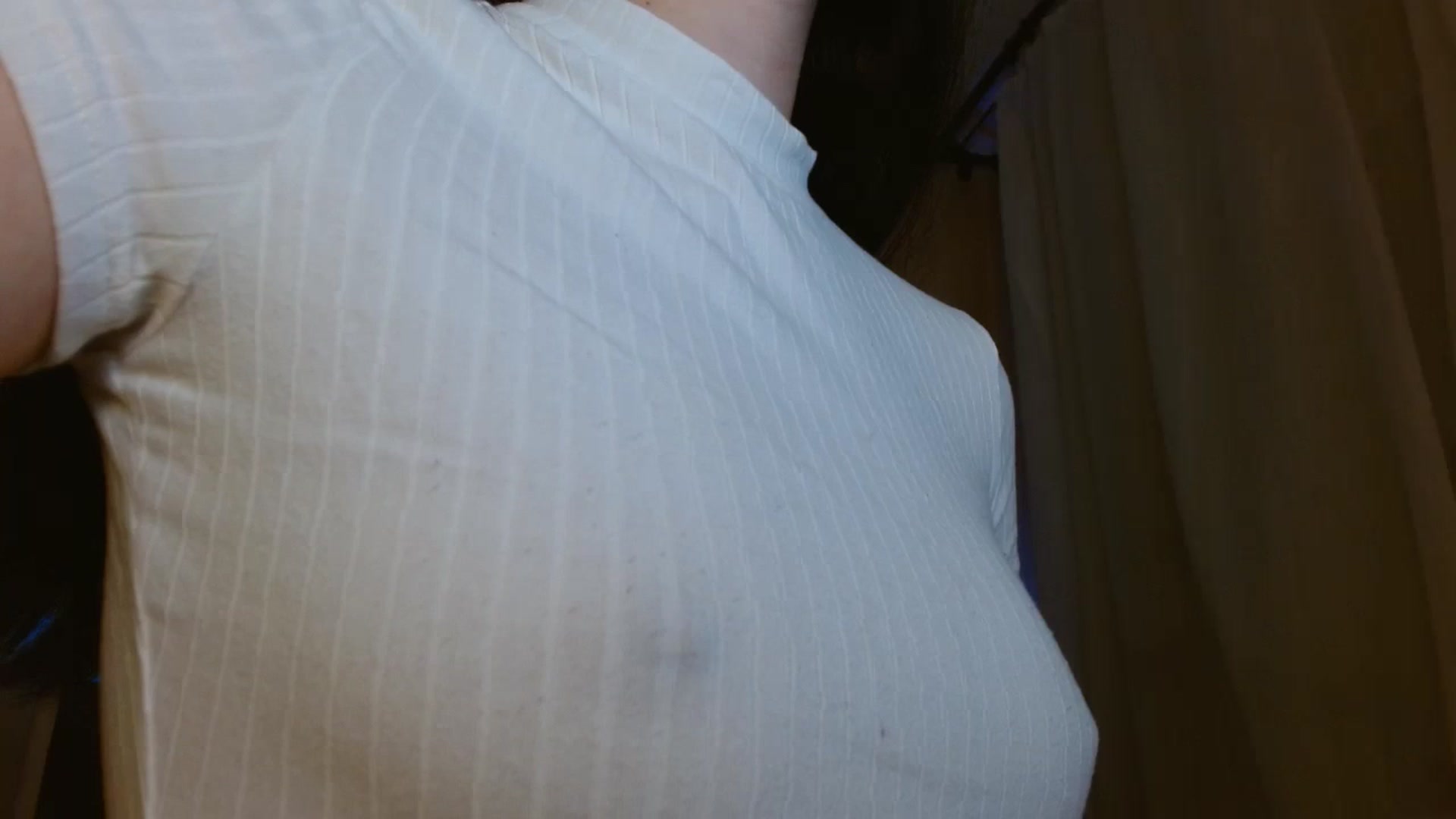 Gallery image thumbnail from ElsieF_'s myfreecams stream on, 05/14/2024, 18:13 image 2 of 20