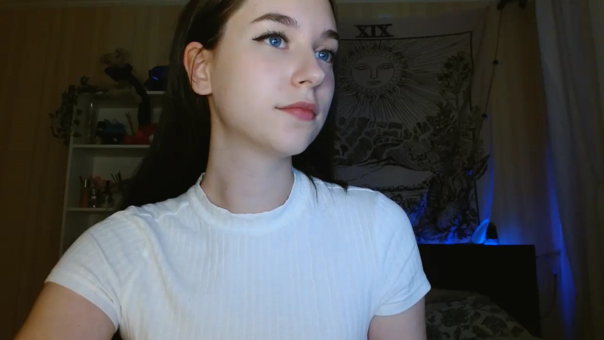 Gallery image thumbnail from ElsieF_'s myfreecams stream on, 05/14/2024, 19:04 image 4 of 20