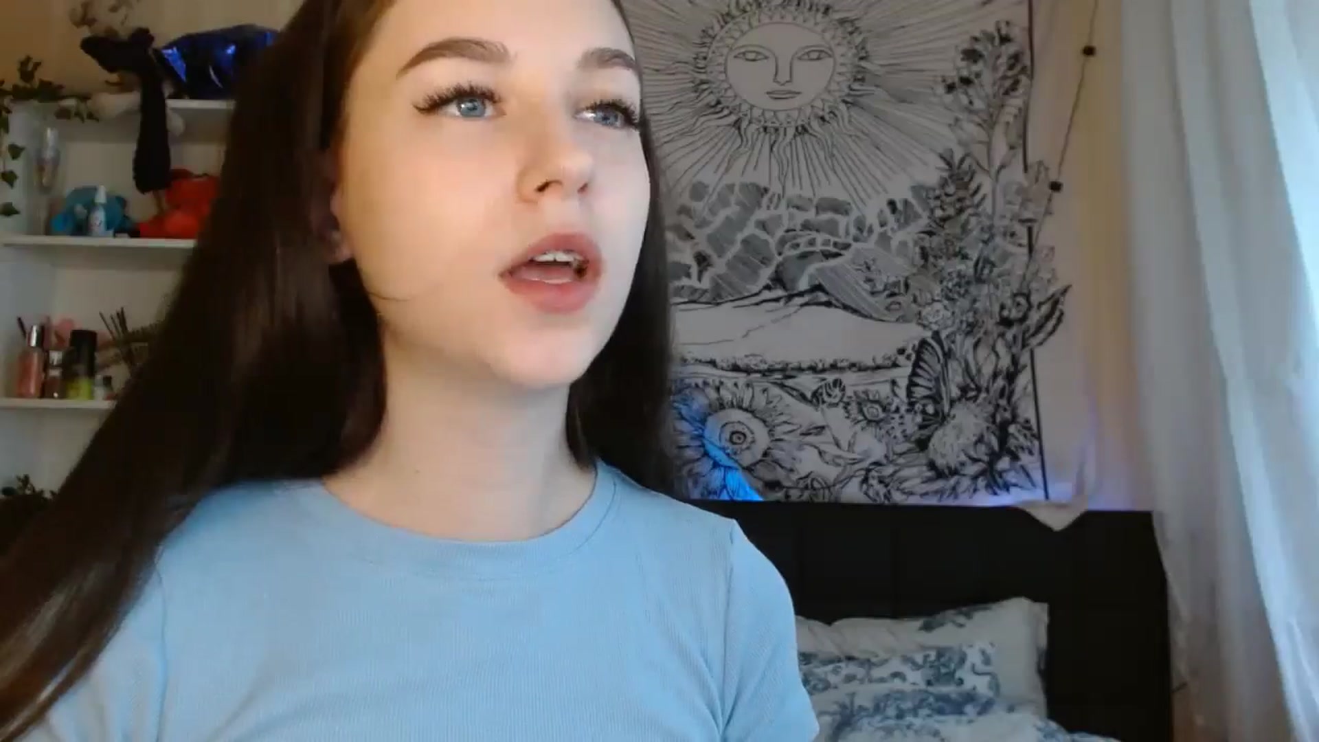 Gallery image thumbnail from ElsieF_'s myfreecams stream on, 05/17/2024, 15:17 image 18 of 20