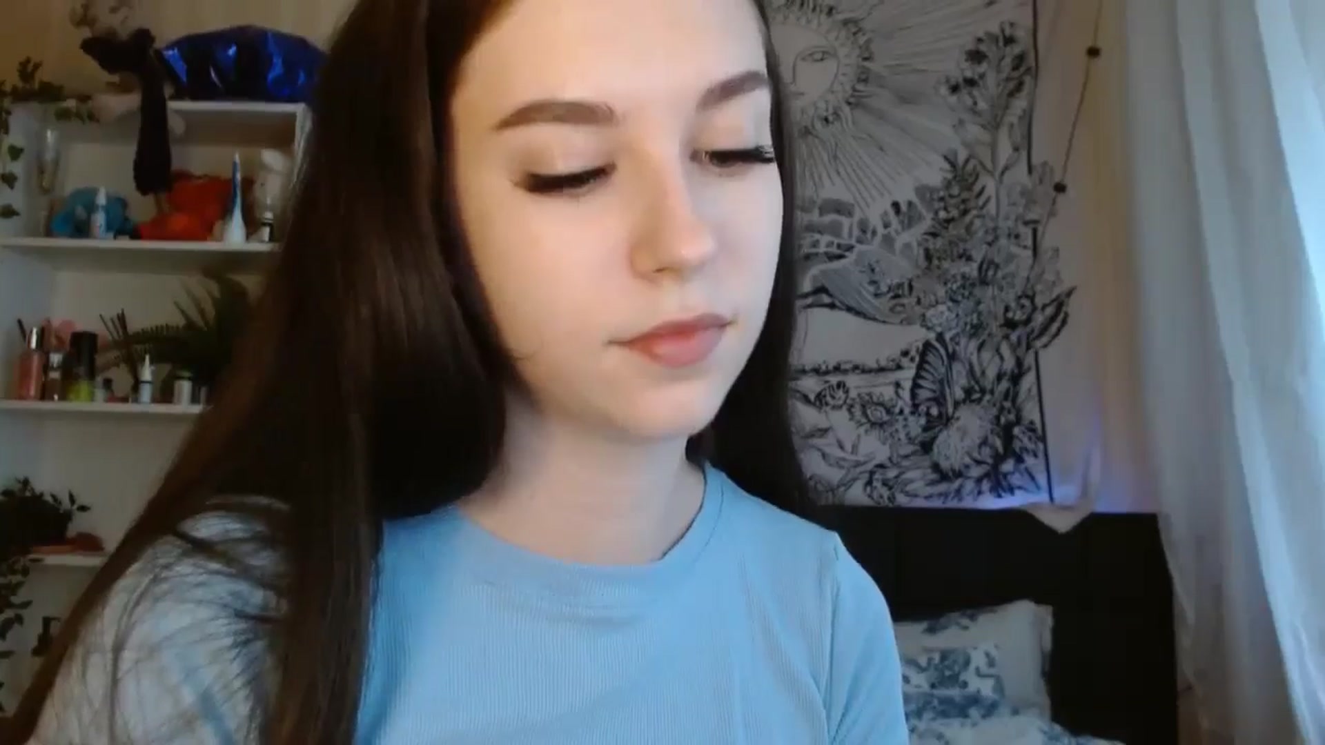Gallery image thumbnail from ElsieF_'s myfreecams stream on, 05/17/2024, 15:17 image 20 of 20