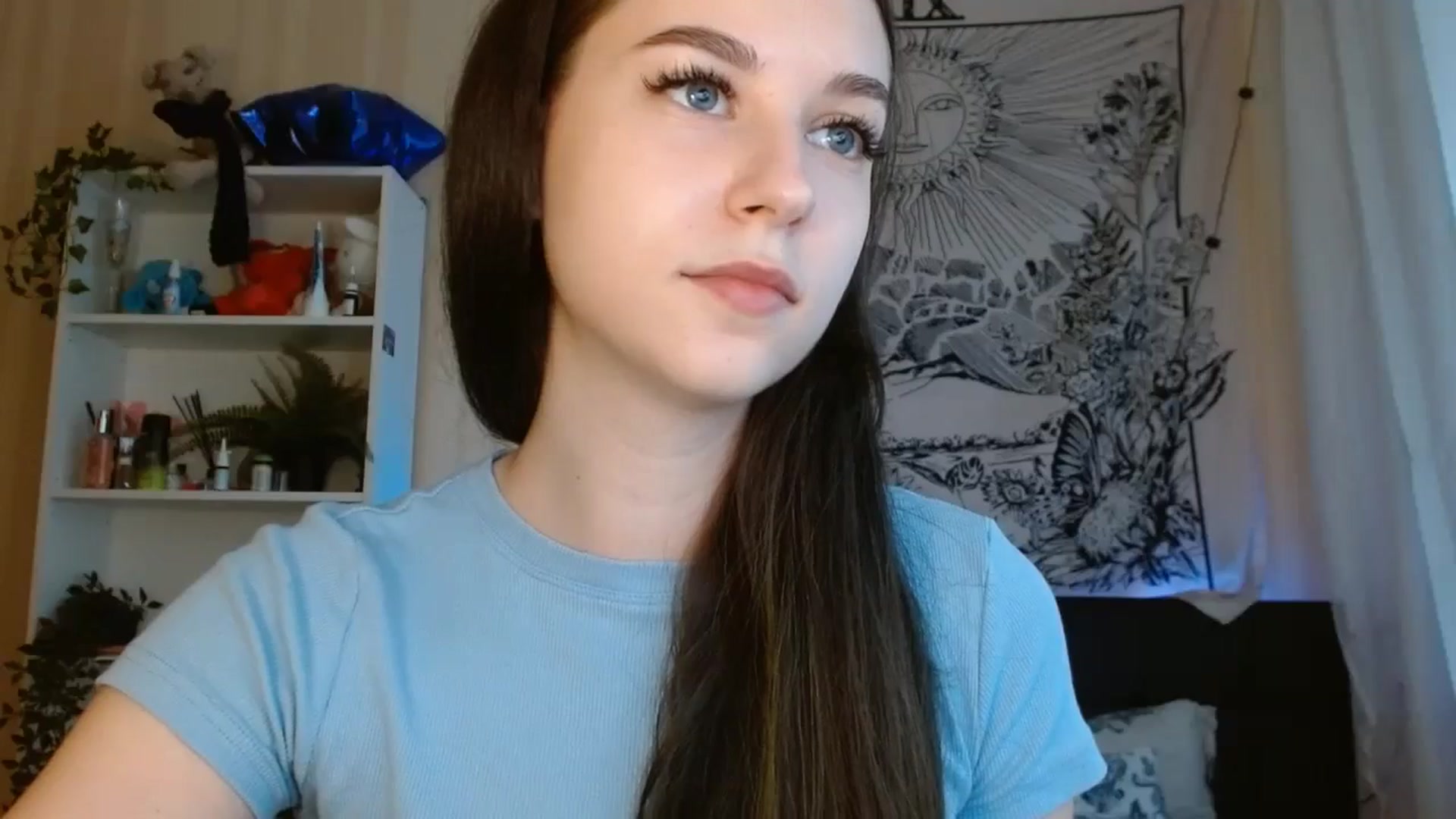 Gallery image thumbnail from ElsieF_'s myfreecams stream on, 05/17/2024, 15:42 image 18 of 20
