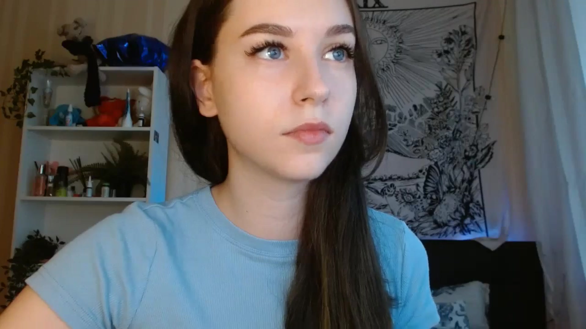 Gallery image thumbnail from ElsieF_'s myfreecams stream on, 05/17/2024, 15:42 image 13 of 20