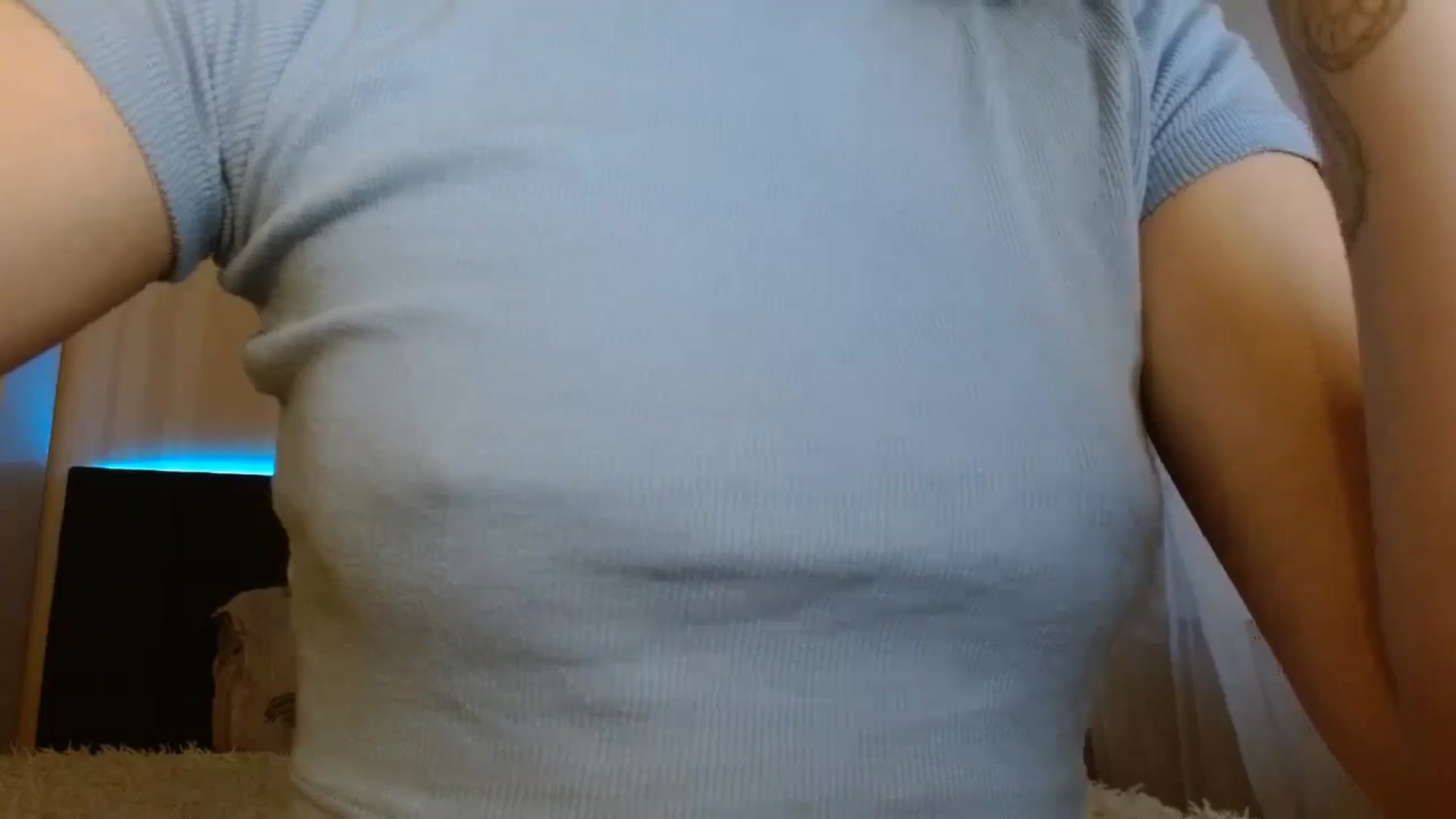 Gallery image thumbnail from ElsieF_'s myfreecams stream on, 05/26/2024, 16:47 image 19 of 20