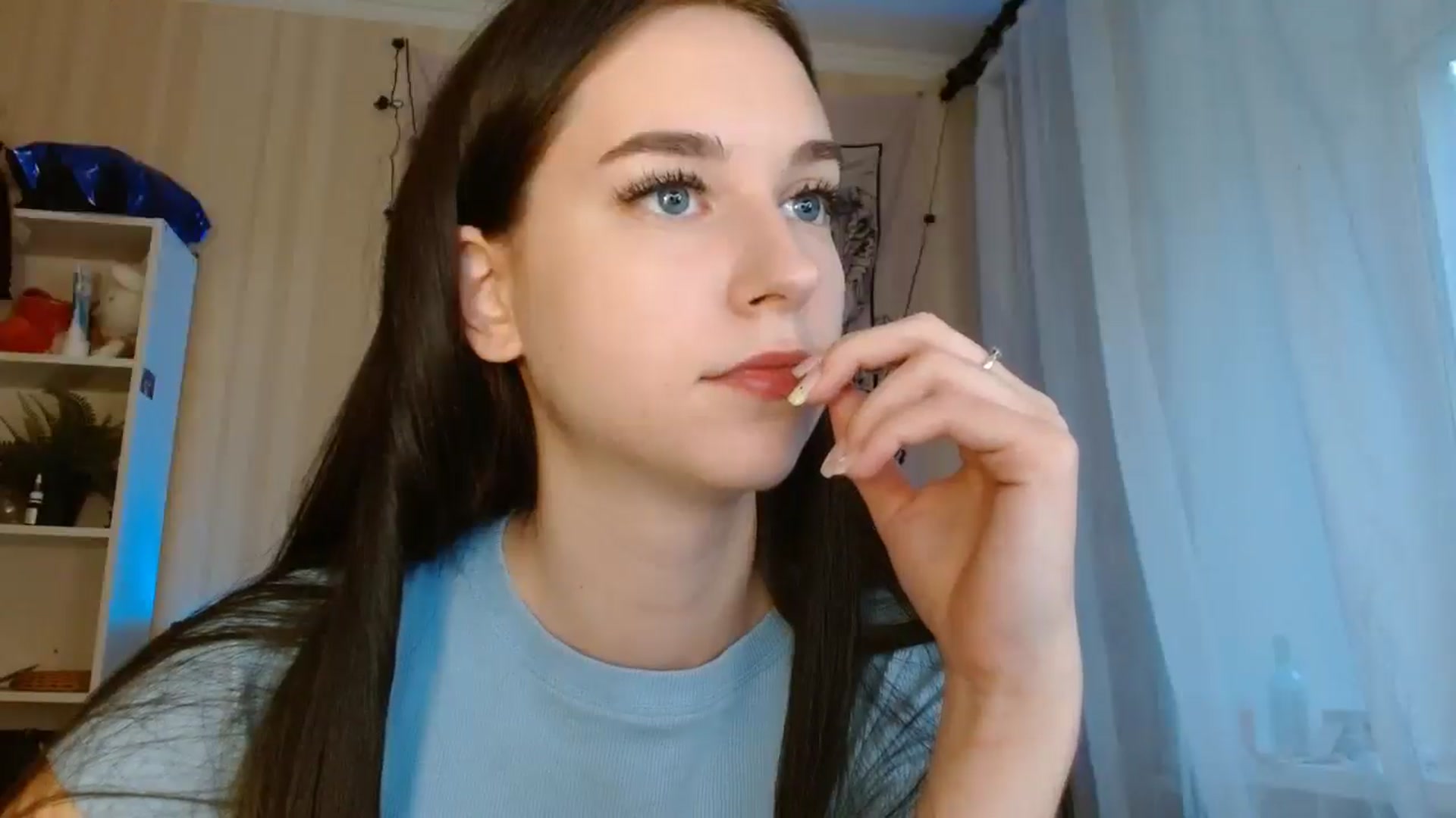 Gallery image thumbnail from ElsieF_'s myfreecams stream on, 05/26/2024, 16:47 image 12 of 20