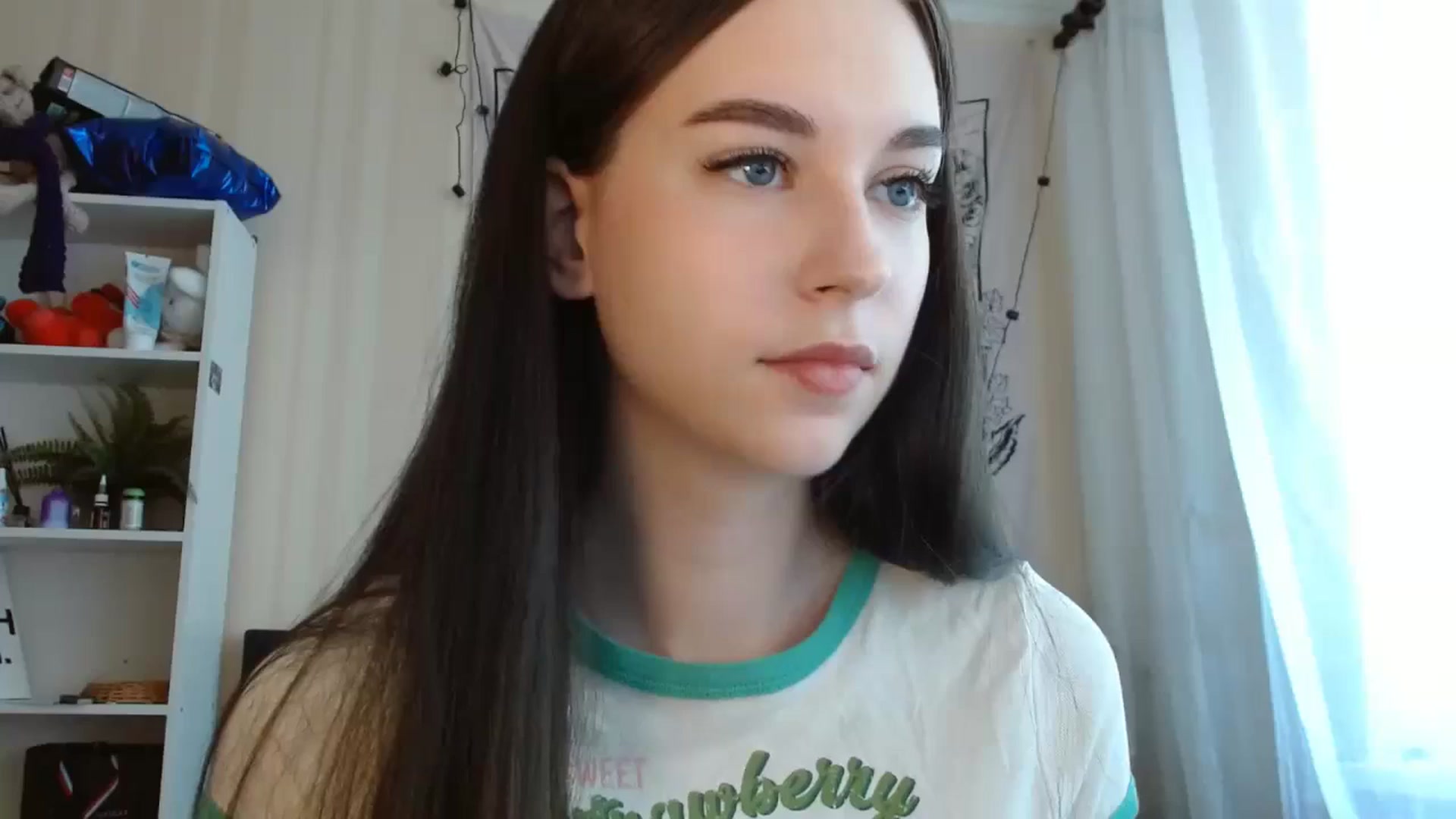 Gallery image thumbnail from ElsieF_'s myfreecams stream on, 05/31/2024, 06:26 image 3 of 20