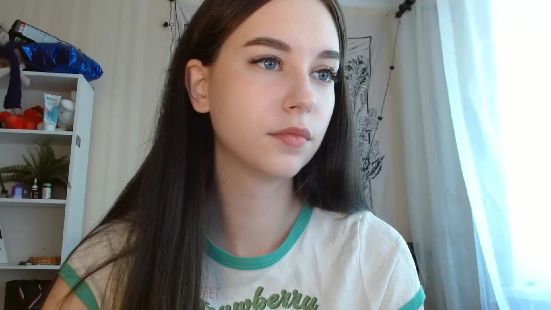 Gallery image thumbnail from ElsieF_'s myfreecams stream on, 05/31/2024, 06:26 image 1 of 20