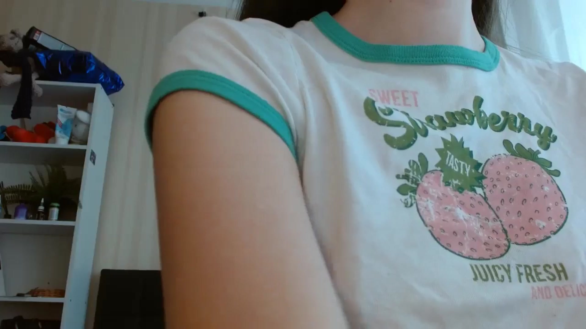 Gallery image thumbnail from ElsieF_'s myfreecams stream on, 05/31/2024, 06:26 image 5 of 20