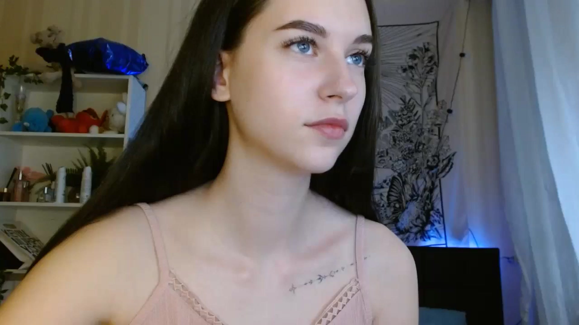 Gallery image thumbnail from ElsieF_'s myfreecams stream on, 06/09/2024, 16:53 image 20 of 20