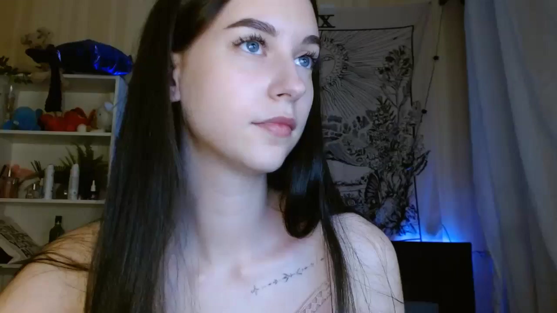 Gallery image thumbnail from ElsieF_'s myfreecams stream on, 06/09/2024, 18:37 image 20 of 20