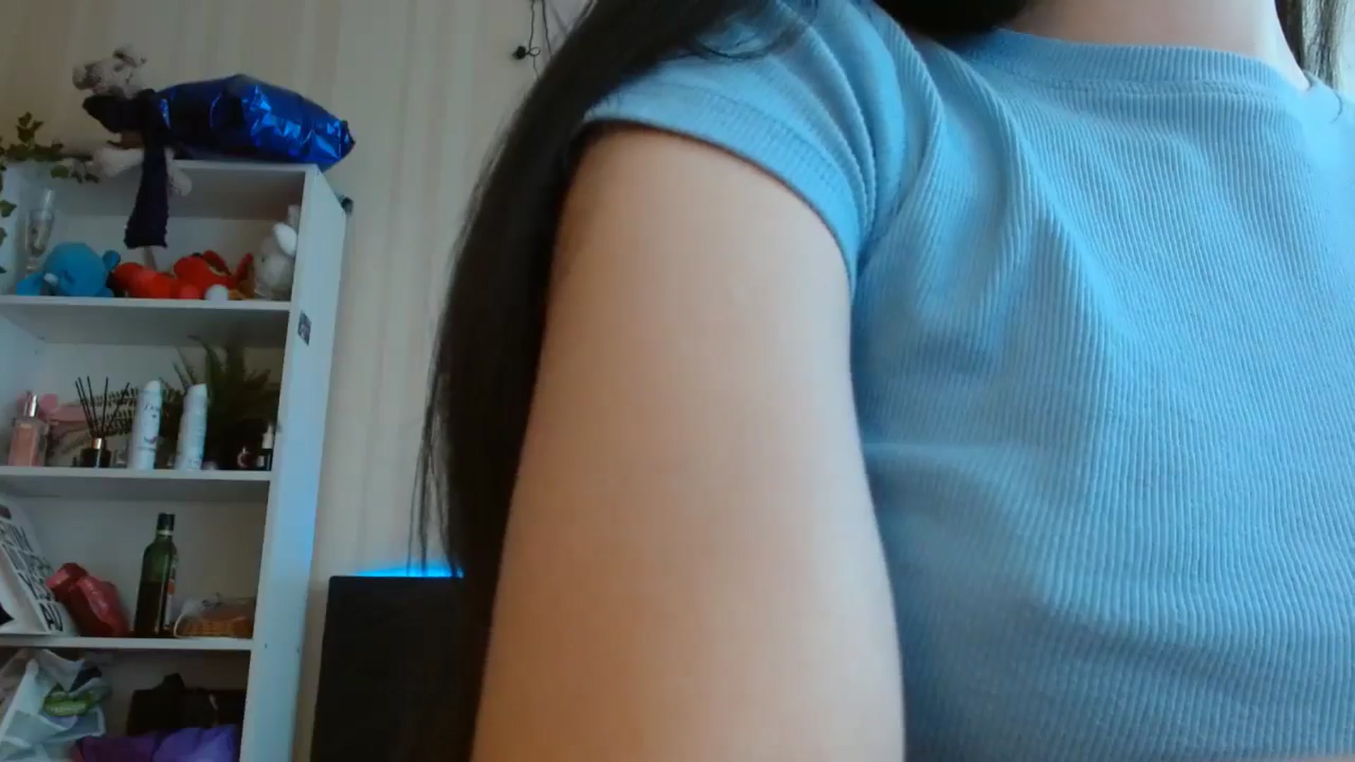 Gallery image thumbnail from ElsieF_'s myfreecams stream on, 06/11/2024, 05:33 image 17 of 20