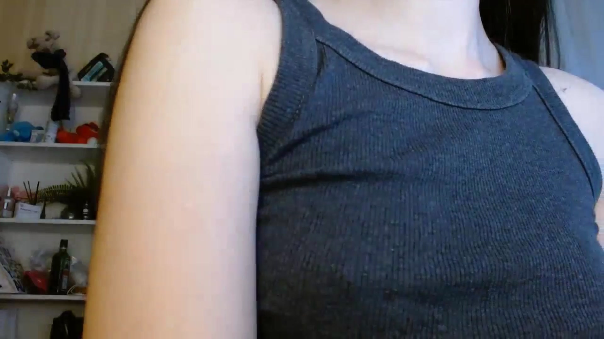 Gallery image thumbnail from ElsieF_'s myfreecams stream on, 06/14/2024, 16:37 image 10 of 20