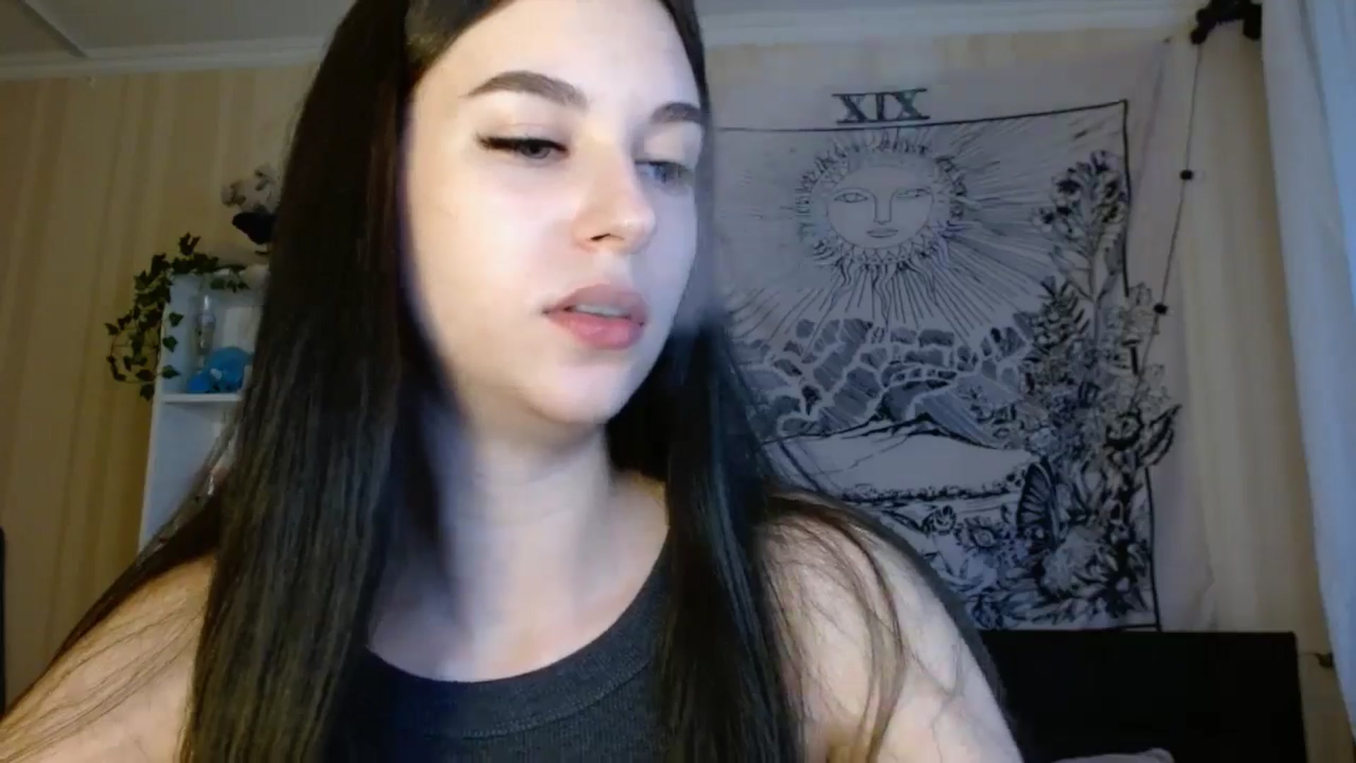 Gallery image thumbnail from ElsieF_'s myfreecams stream on, 06/14/2024, 16:37 image 20 of 20