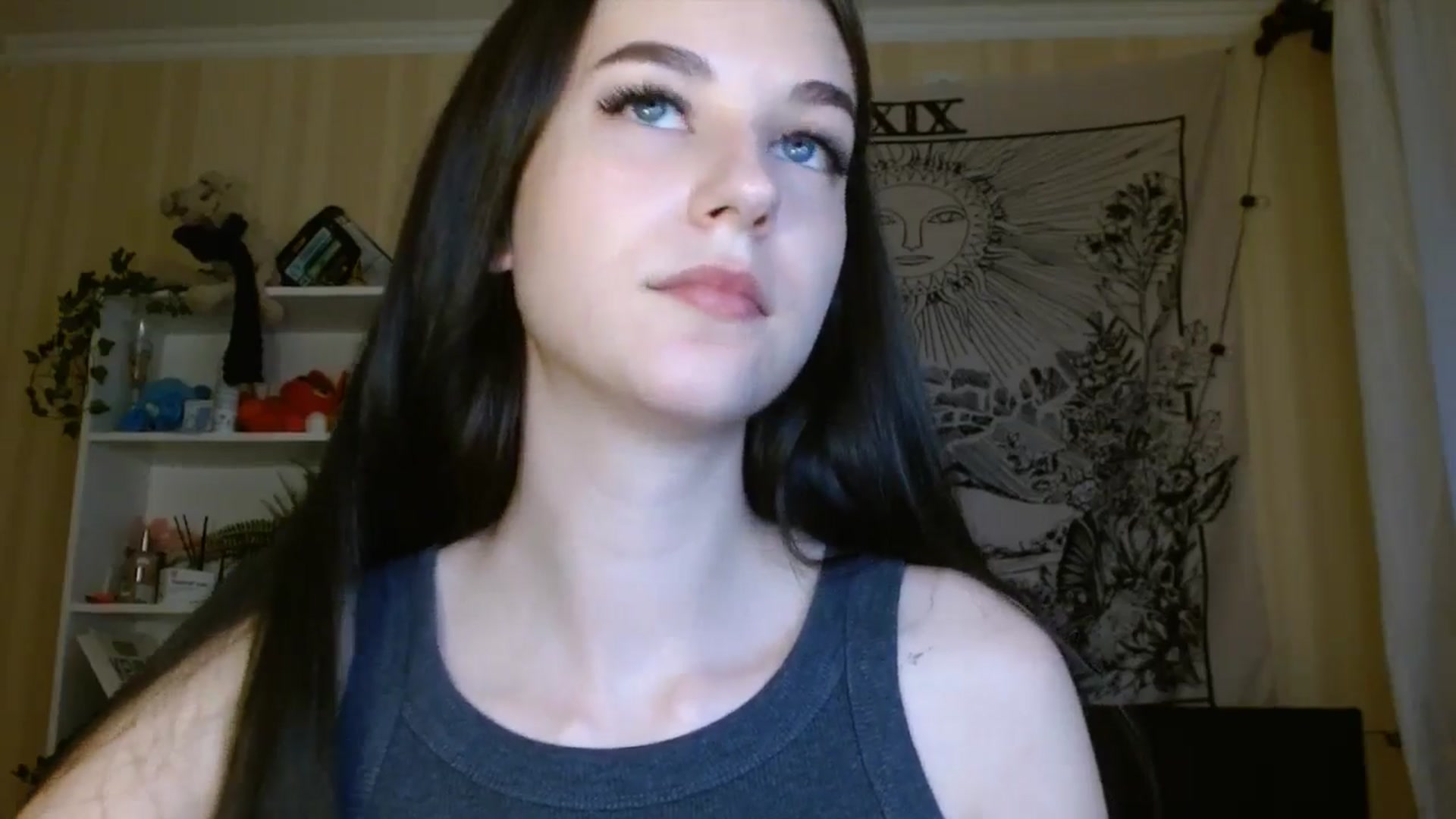 Gallery image thumbnail from ElsieF_'s myfreecams stream on, 06/14/2024, 17:21 image 18 of 20