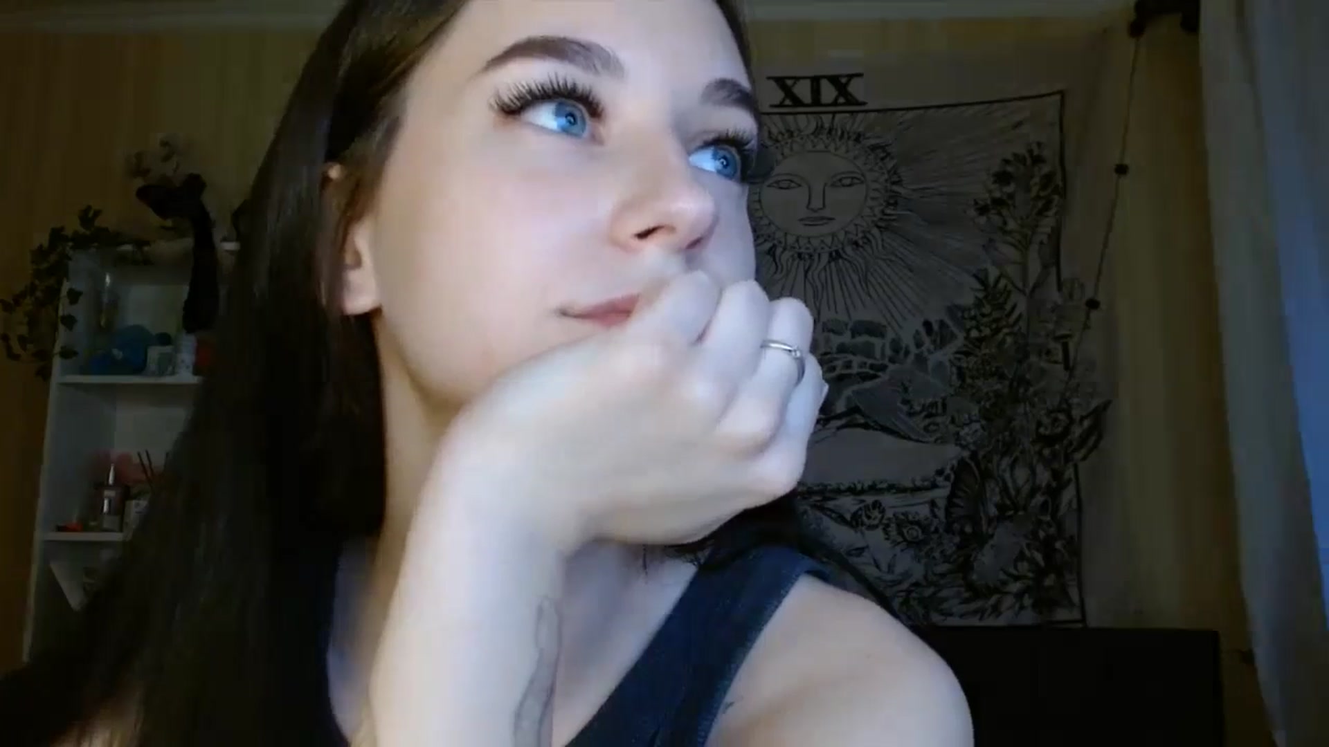 Gallery image thumbnail from ElsieF_'s myfreecams stream on, 06/14/2024, 17:21 image 3 of 20