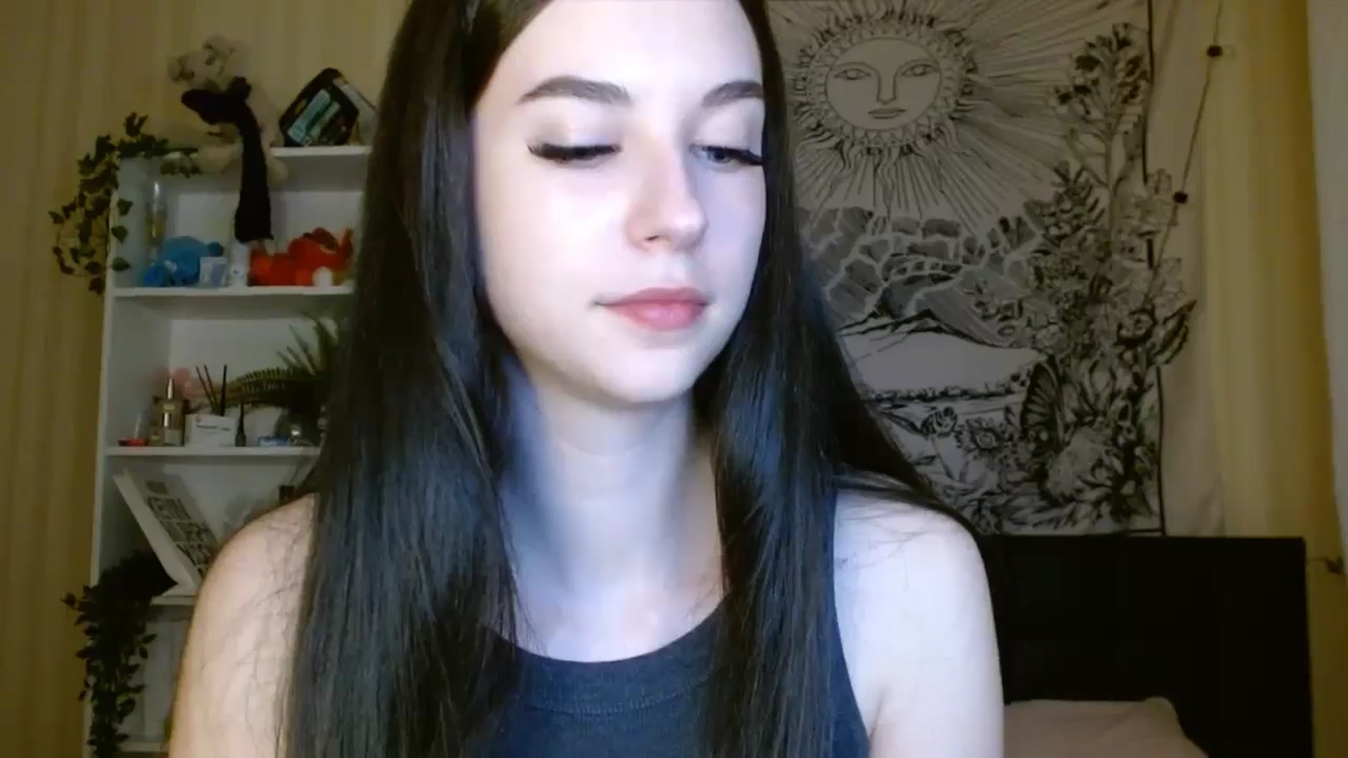 Gallery image thumbnail from ElsieF_'s myfreecams stream on, 06/14/2024, 18:42 image 20 of 20