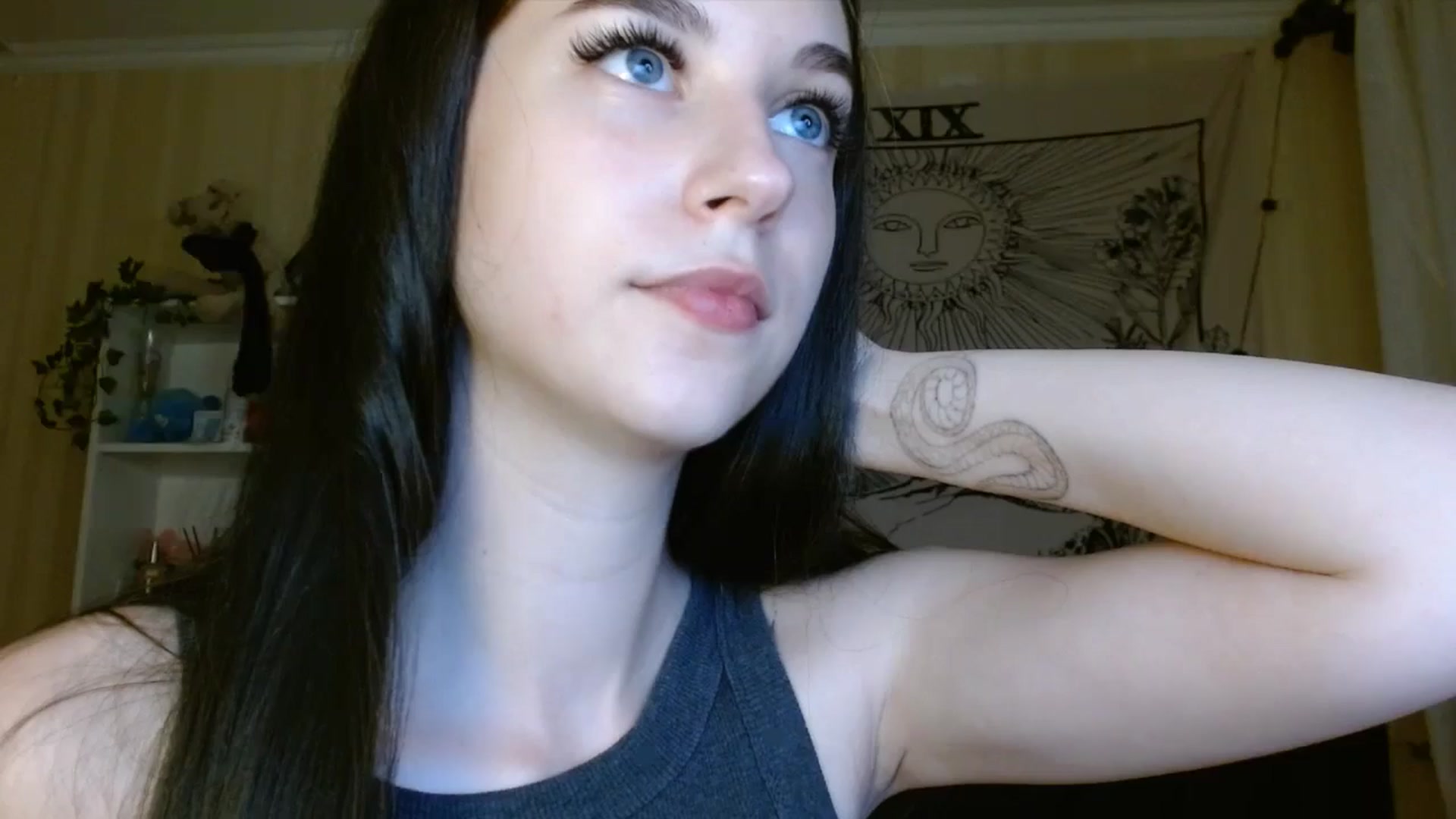 Gallery image thumbnail from ElsieF_'s myfreecams stream on, 06/14/2024, 18:42 image 13 of 20