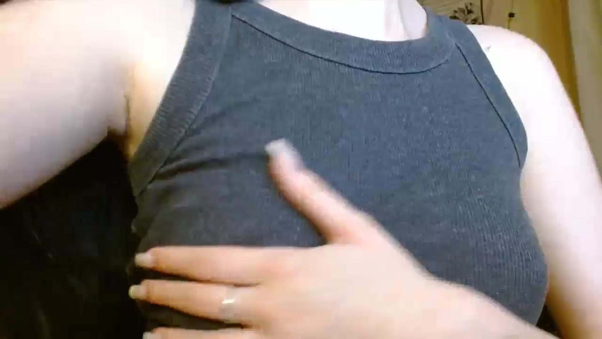 Gallery image thumbnail from ElsieF_'s myfreecams stream on, 06/14/2024, 20:02 image 13 of 20