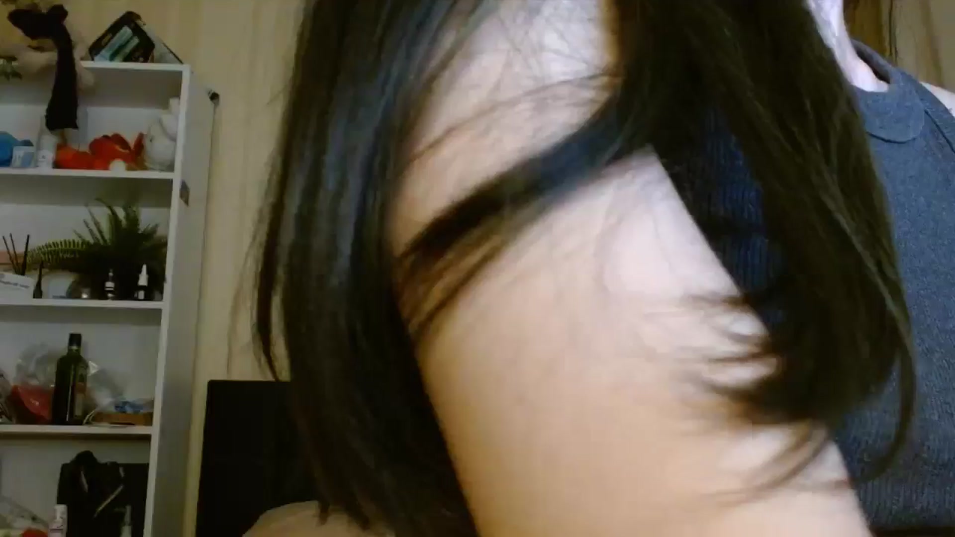 Gallery image thumbnail from ElsieF_'s myfreecams stream on, 06/14/2024, 20:02 image 5 of 20