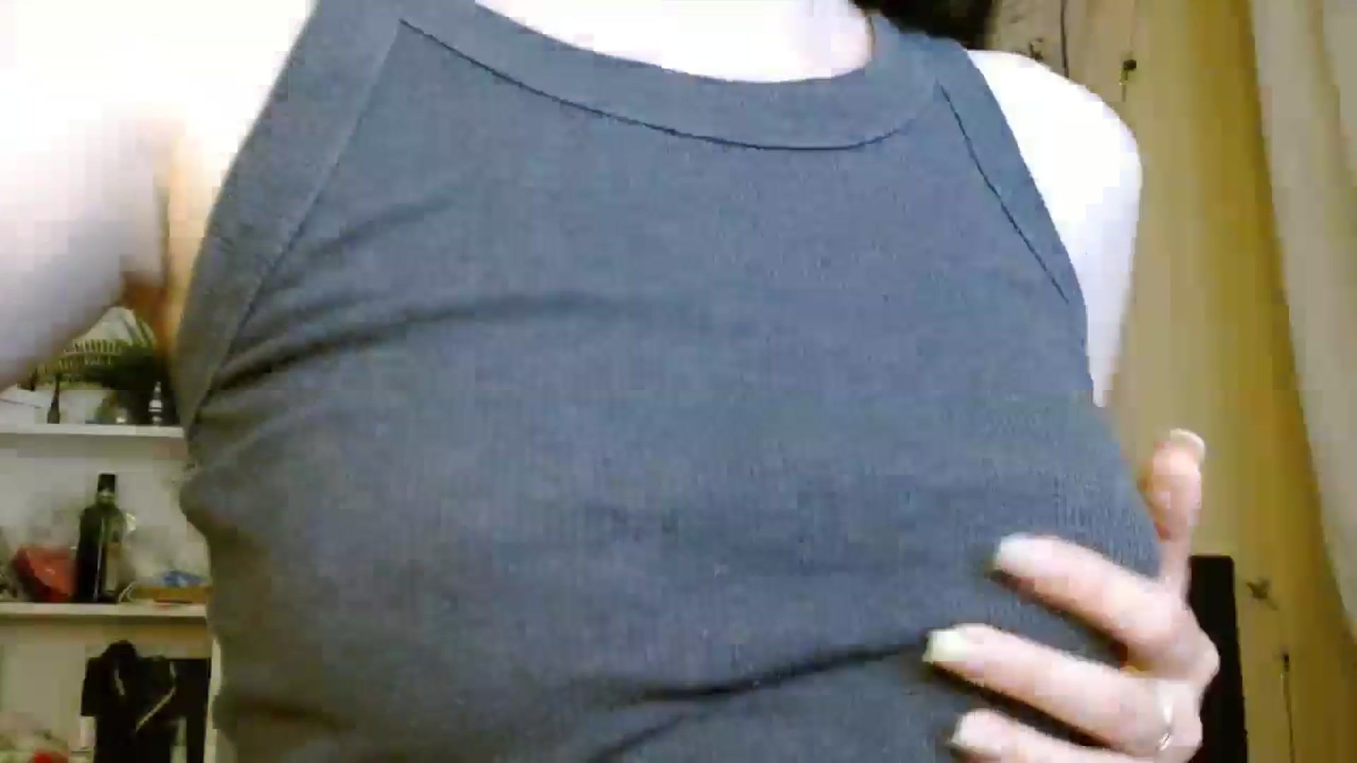 Gallery image thumbnail from ElsieF_'s myfreecams stream on, 06/14/2024, 20:02 image 2 of 20