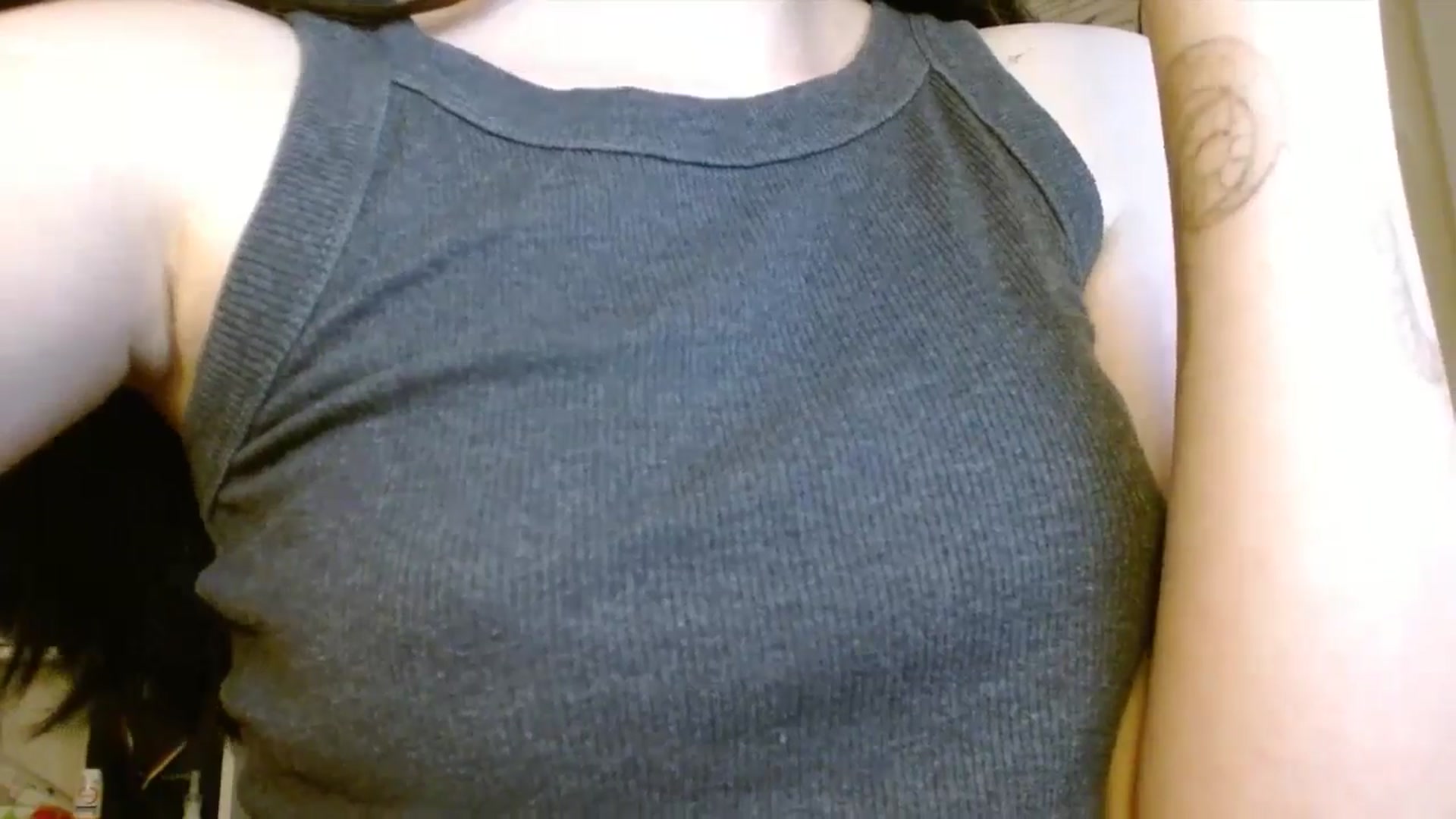 Gallery image thumbnail from ElsieF_'s myfreecams stream on, 06/14/2024, 20:02 image 3 of 20