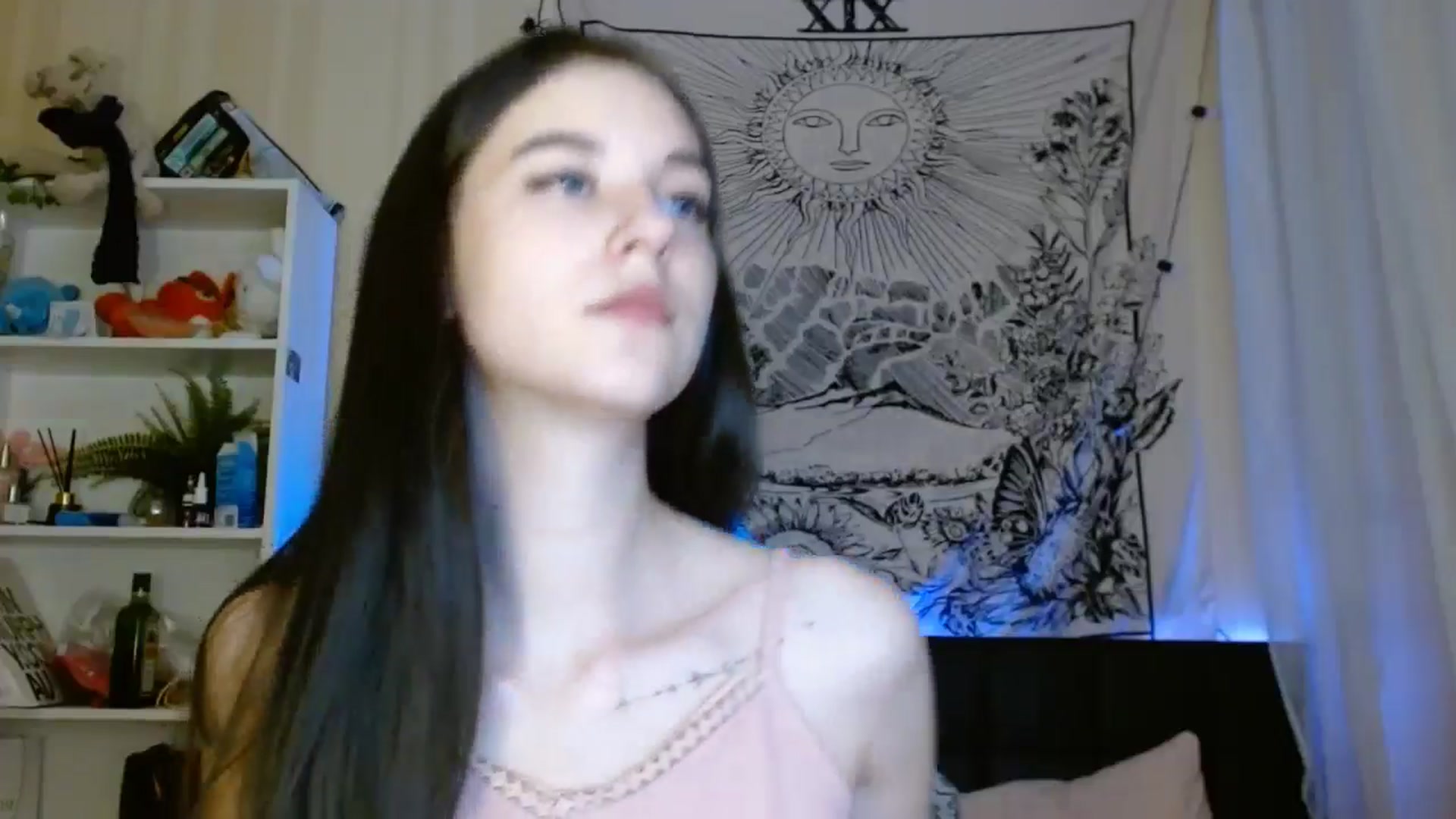Gallery image thumbnail from ElsieF_'s myfreecams stream on, 06/15/2024, 19:50 image 13 of 20