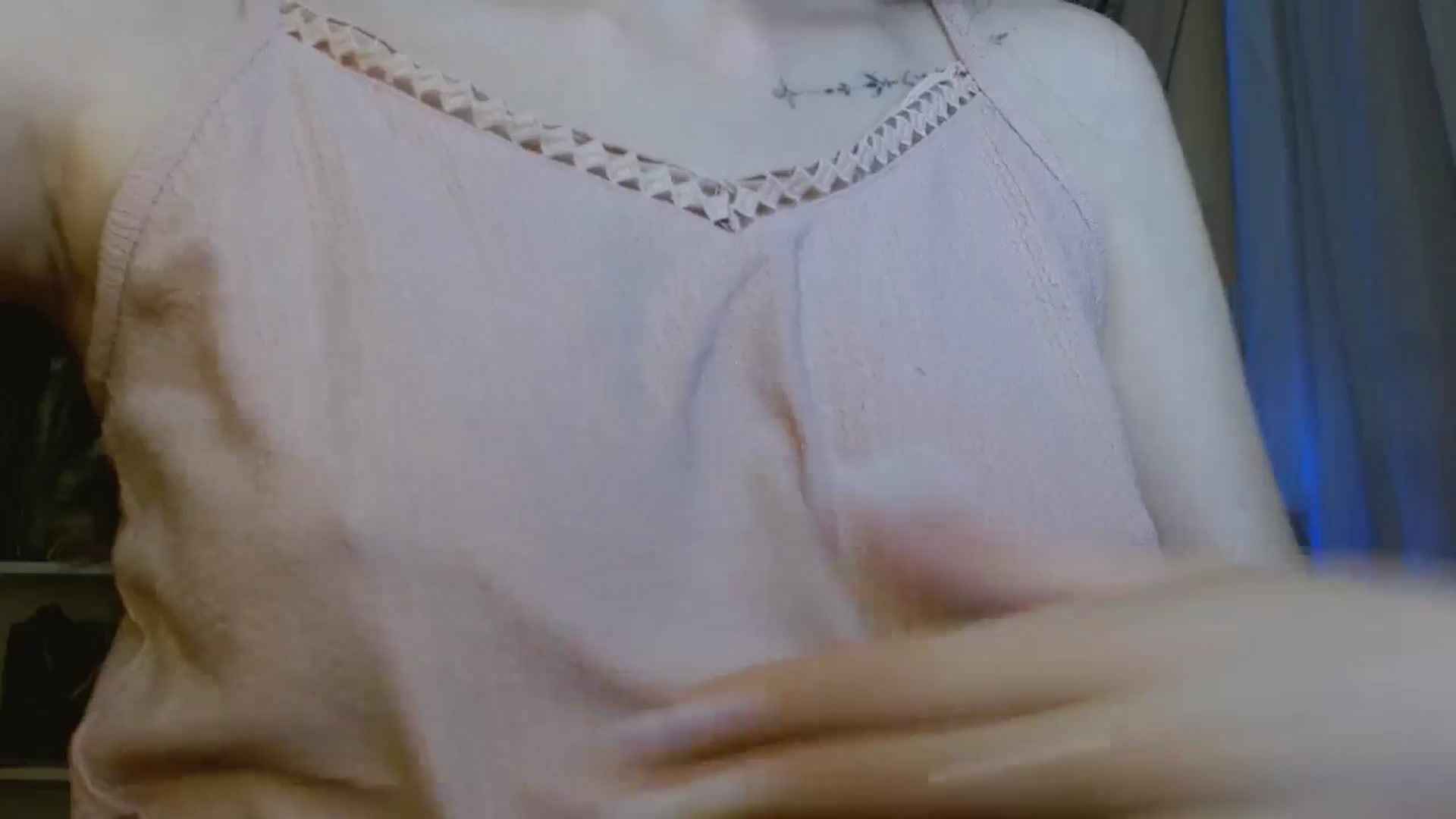 Gallery image thumbnail from ElsieF_'s myfreecams stream on, 06/15/2024, 20:49 image 18 of 20