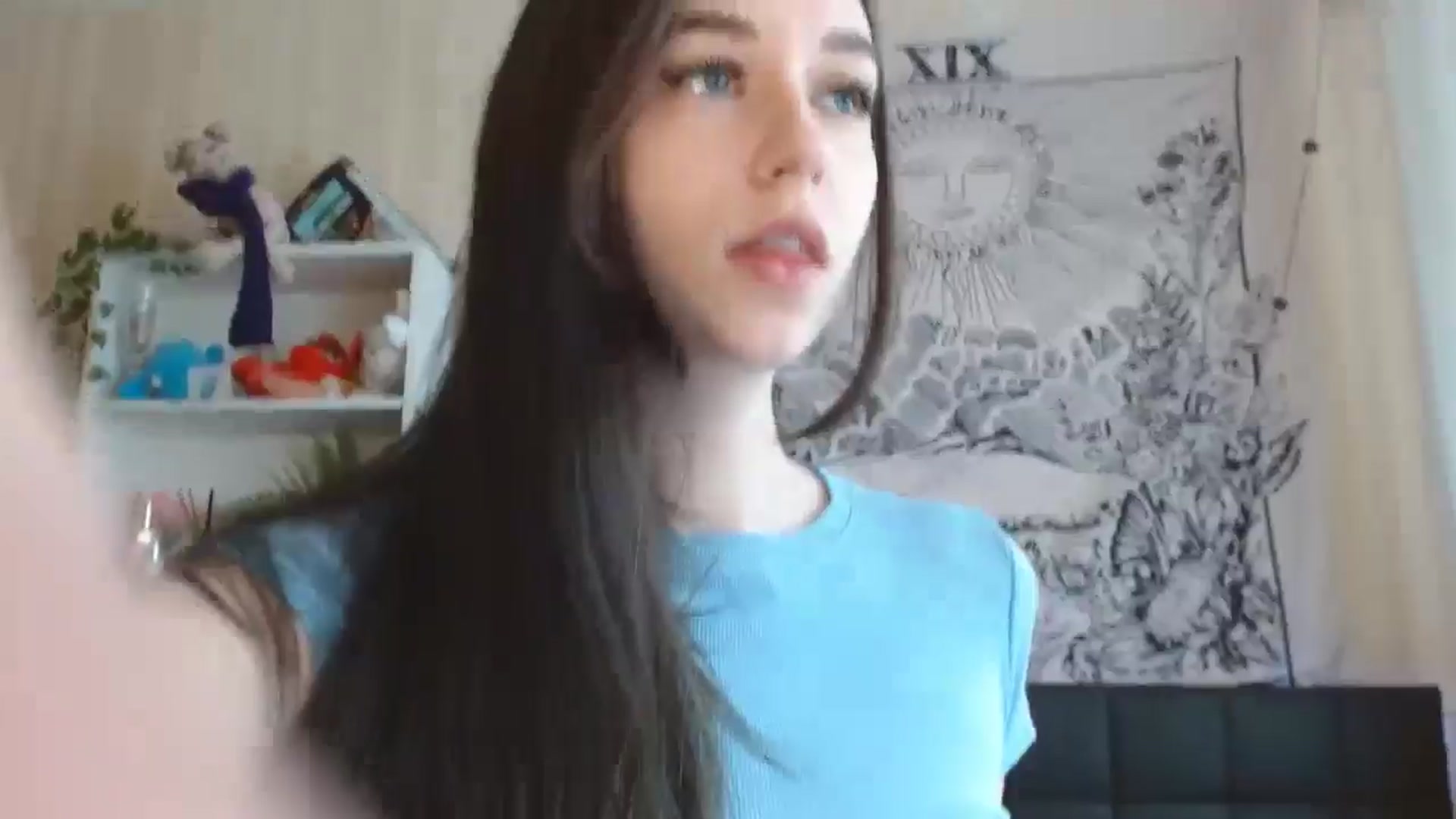 Gallery image thumbnail from ElsieF_'s myfreecams stream on, 06/16/2024, 07:55 image 15 of 20