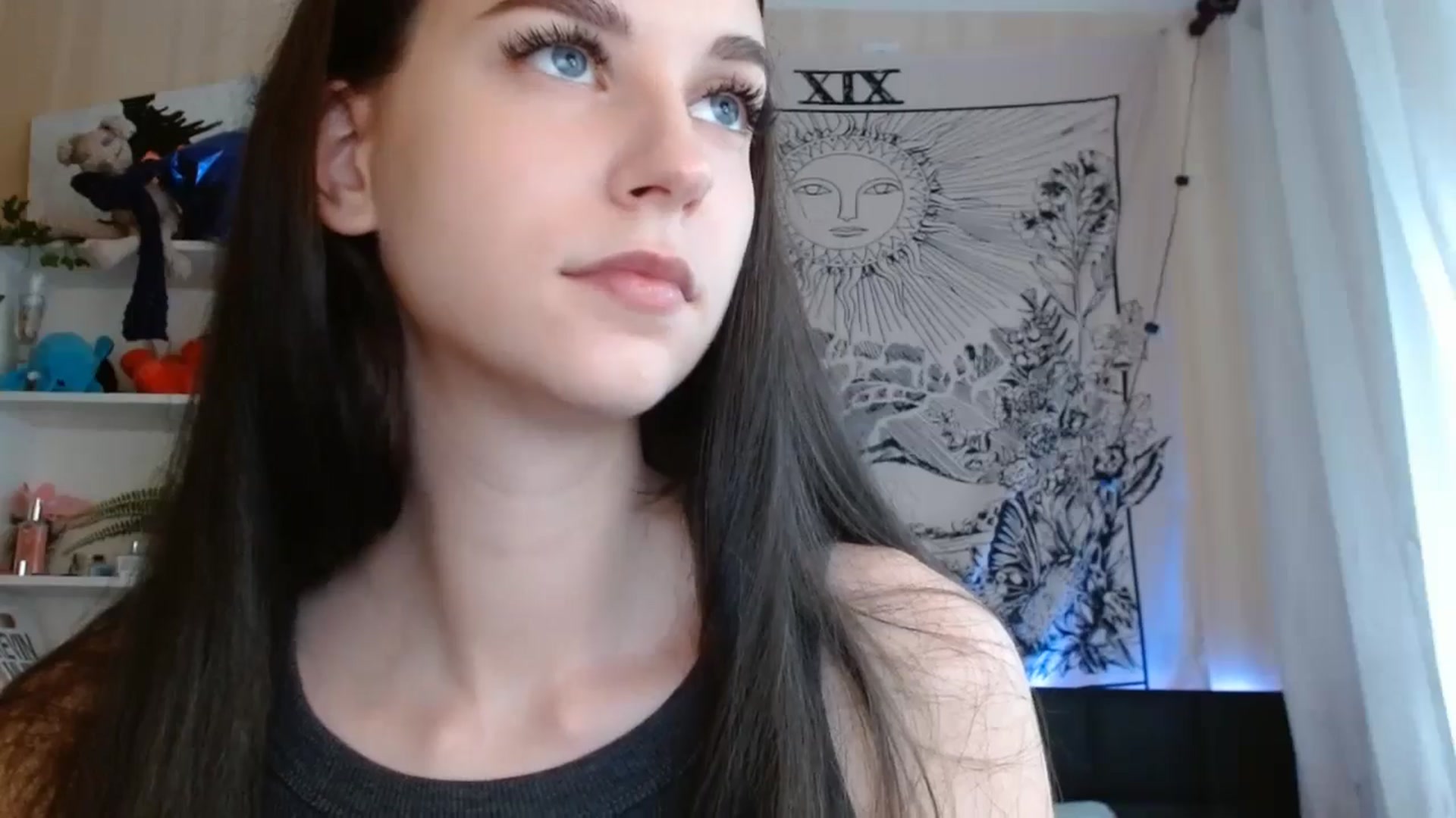Gallery image thumbnail from ElsieF_'s myfreecams stream on, 06/21/2024, 15:42 image 13 of 20